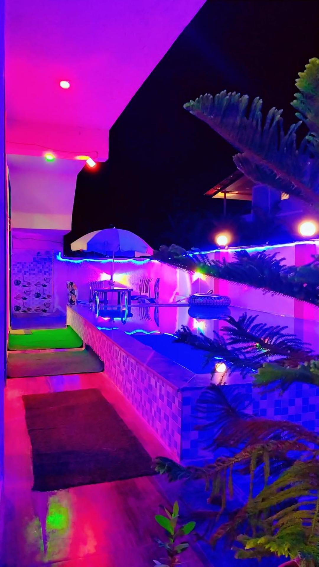 Villa Golden Bird Gb *