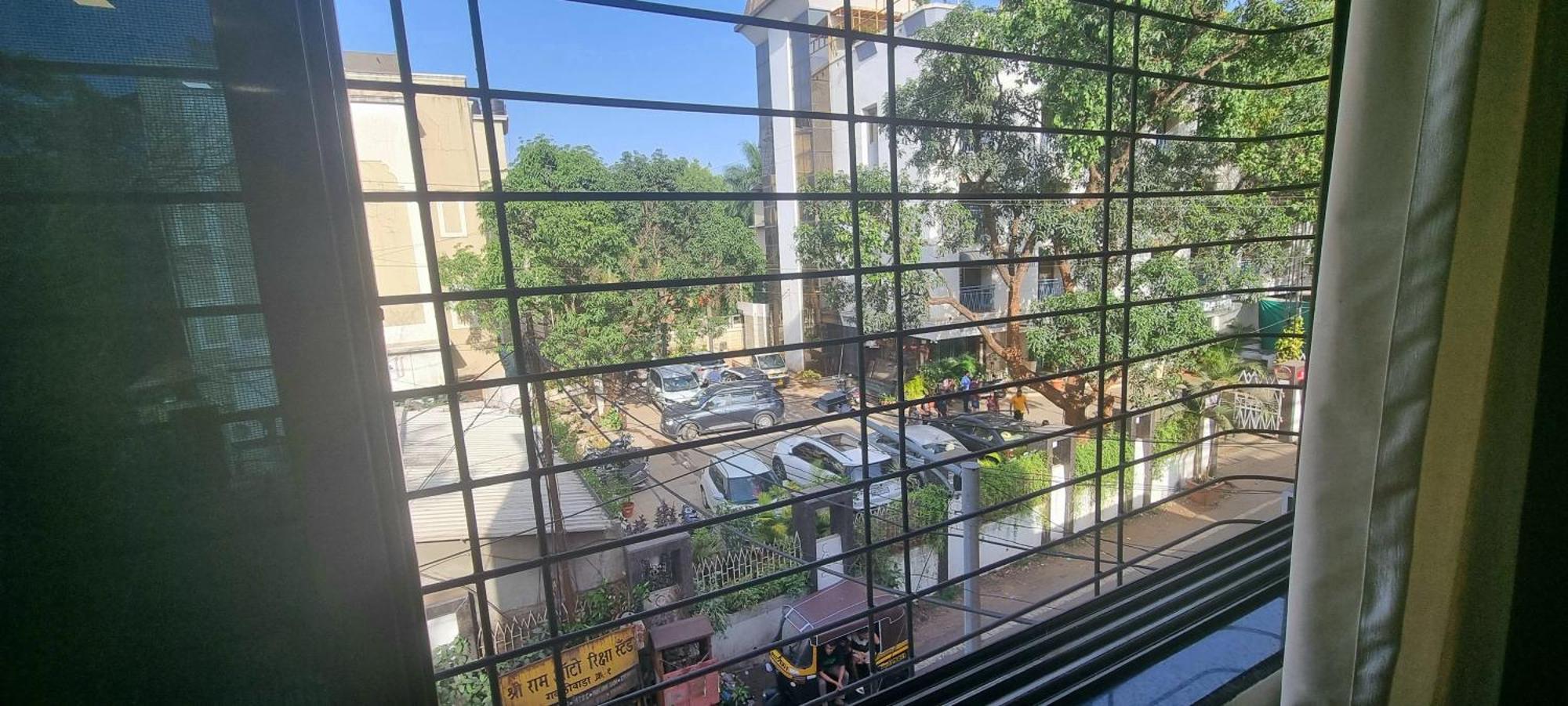 Hotel The Living Space Lonavala