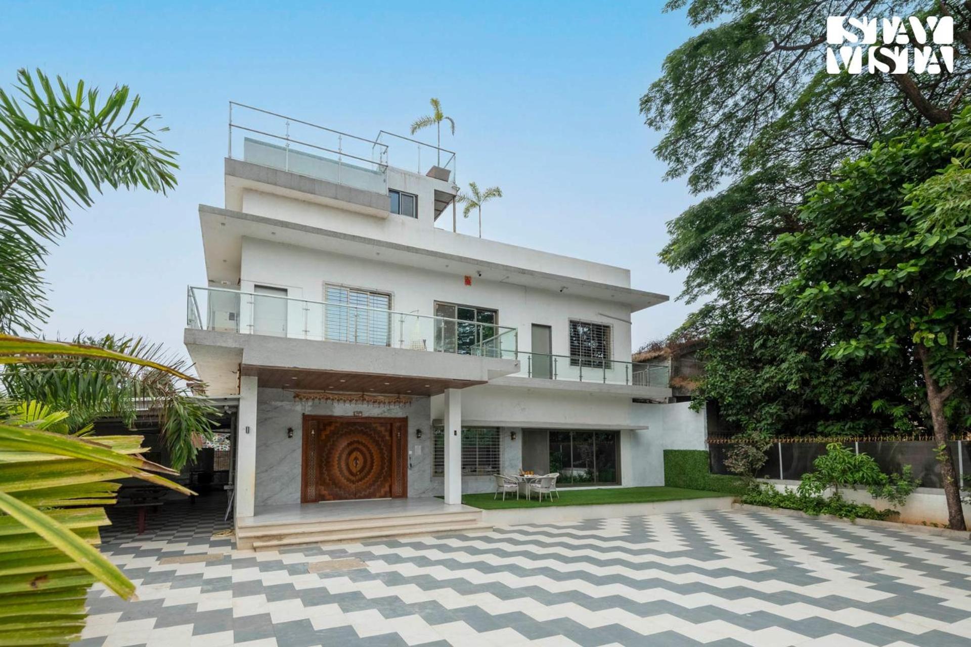 Villa Stayvista At Nova Nest With Rooftop Pool Lonavala