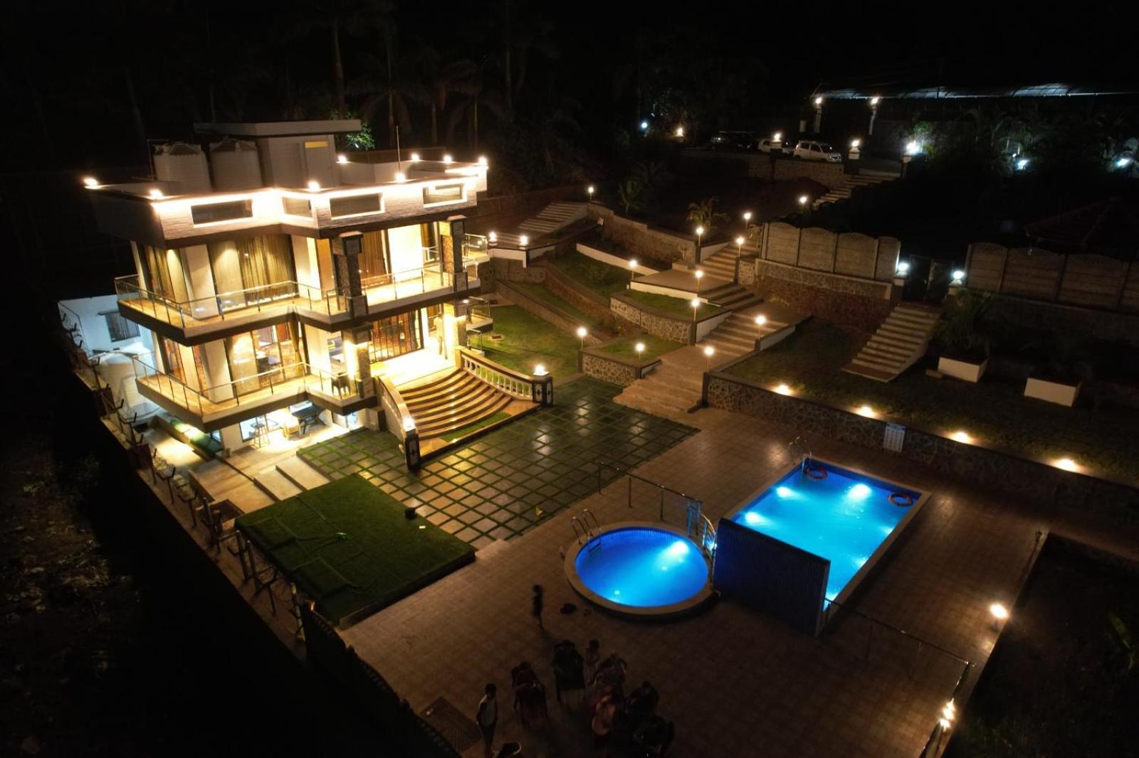Mountain View 5bhk Luxurious By Staybay Lonavala