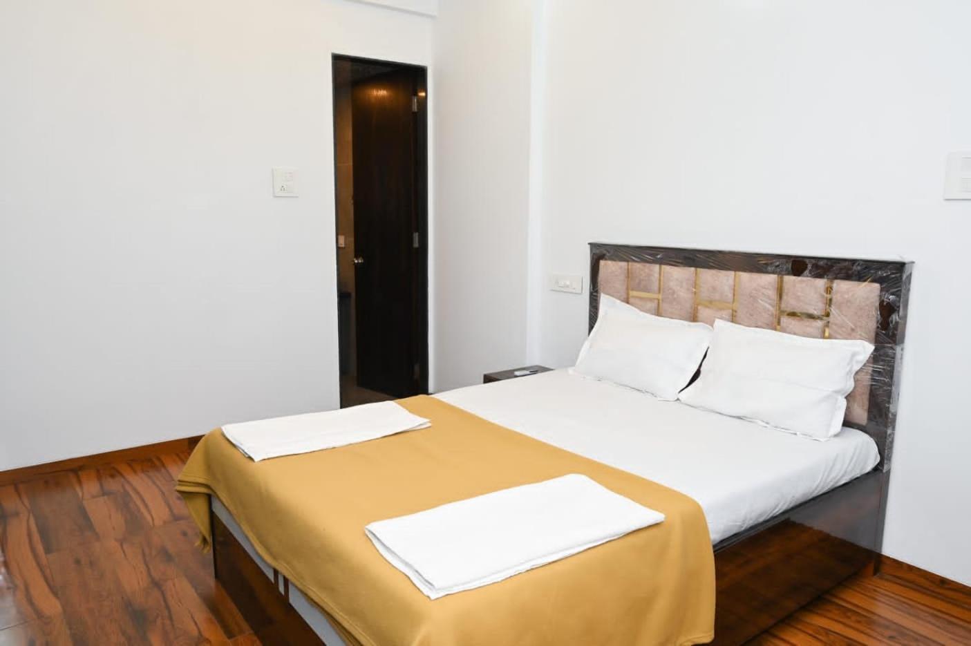 Toll Gate 3 Bhk Luxury Villa's