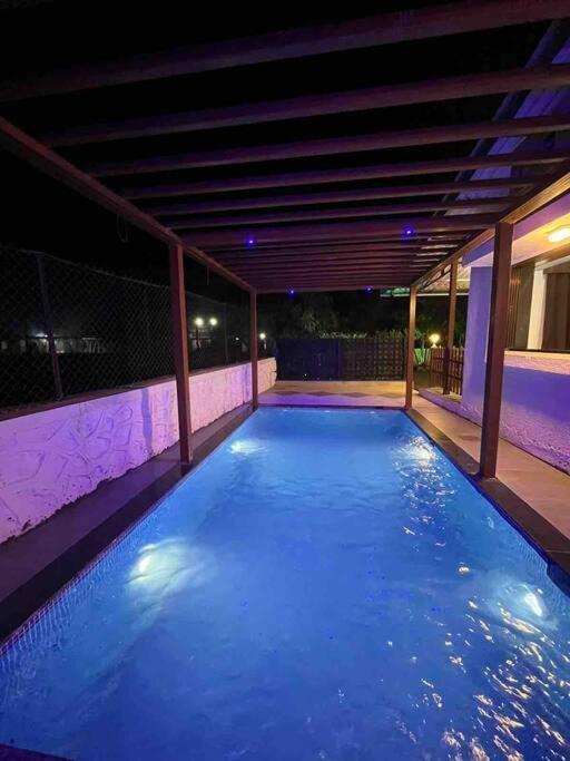 3bhk Glacia With A Private Swimming Pool Near Ekvira Temple