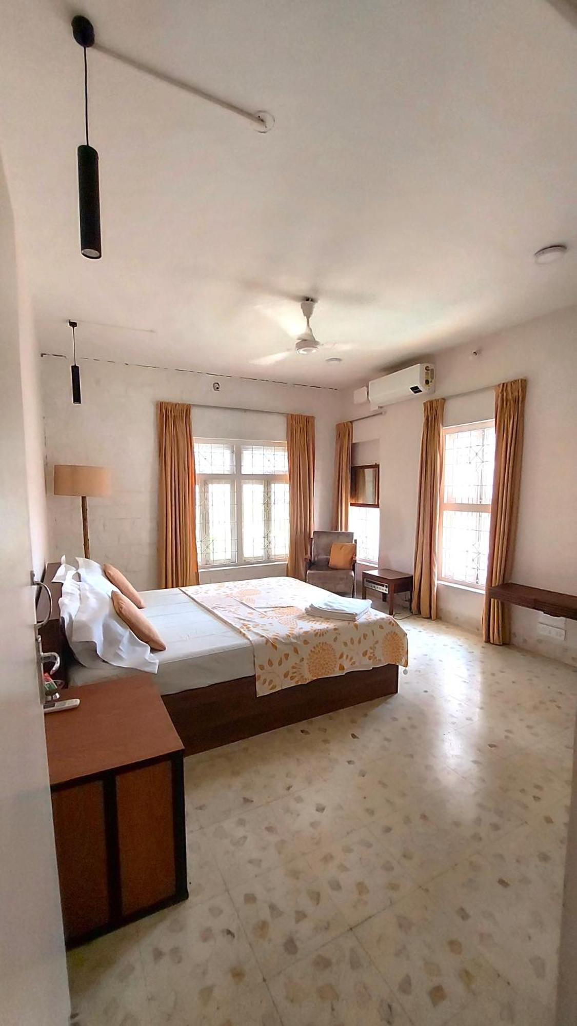 Francis Exclusive 4-bedroom Family Retreat With Pool Villa