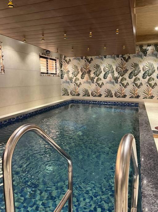 Villa Mount Retreat 4bhk Big Indoor Party Pool *