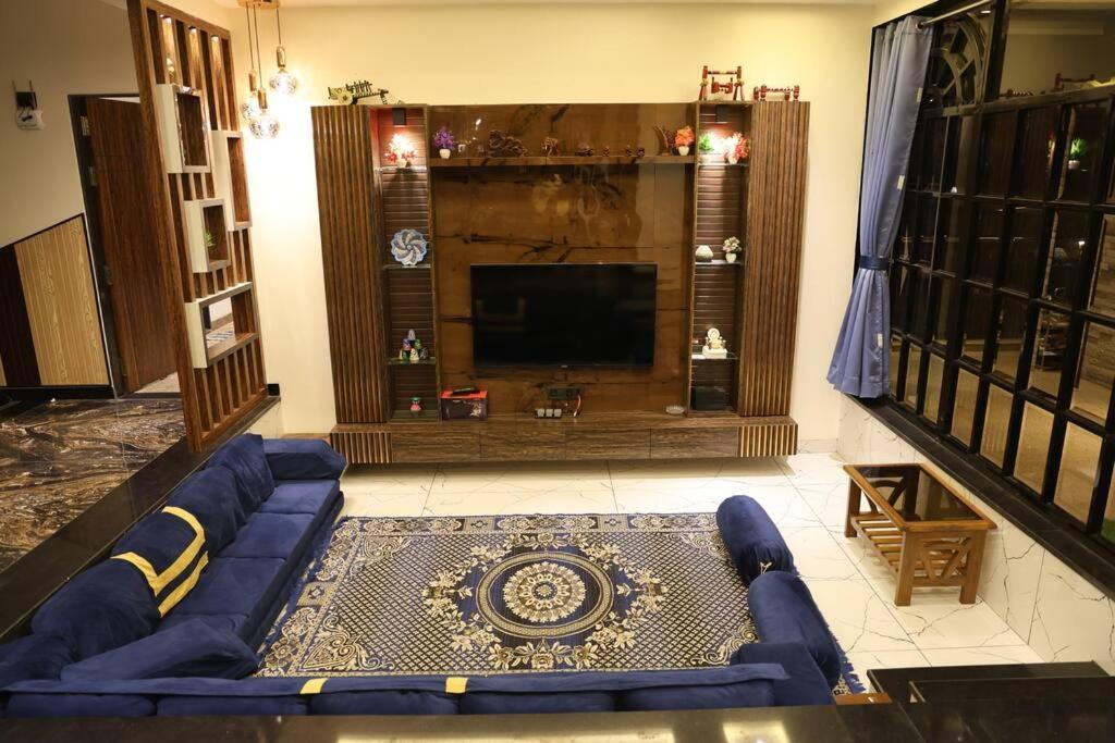 Mountain View 5bhk By Bay * Lonavala