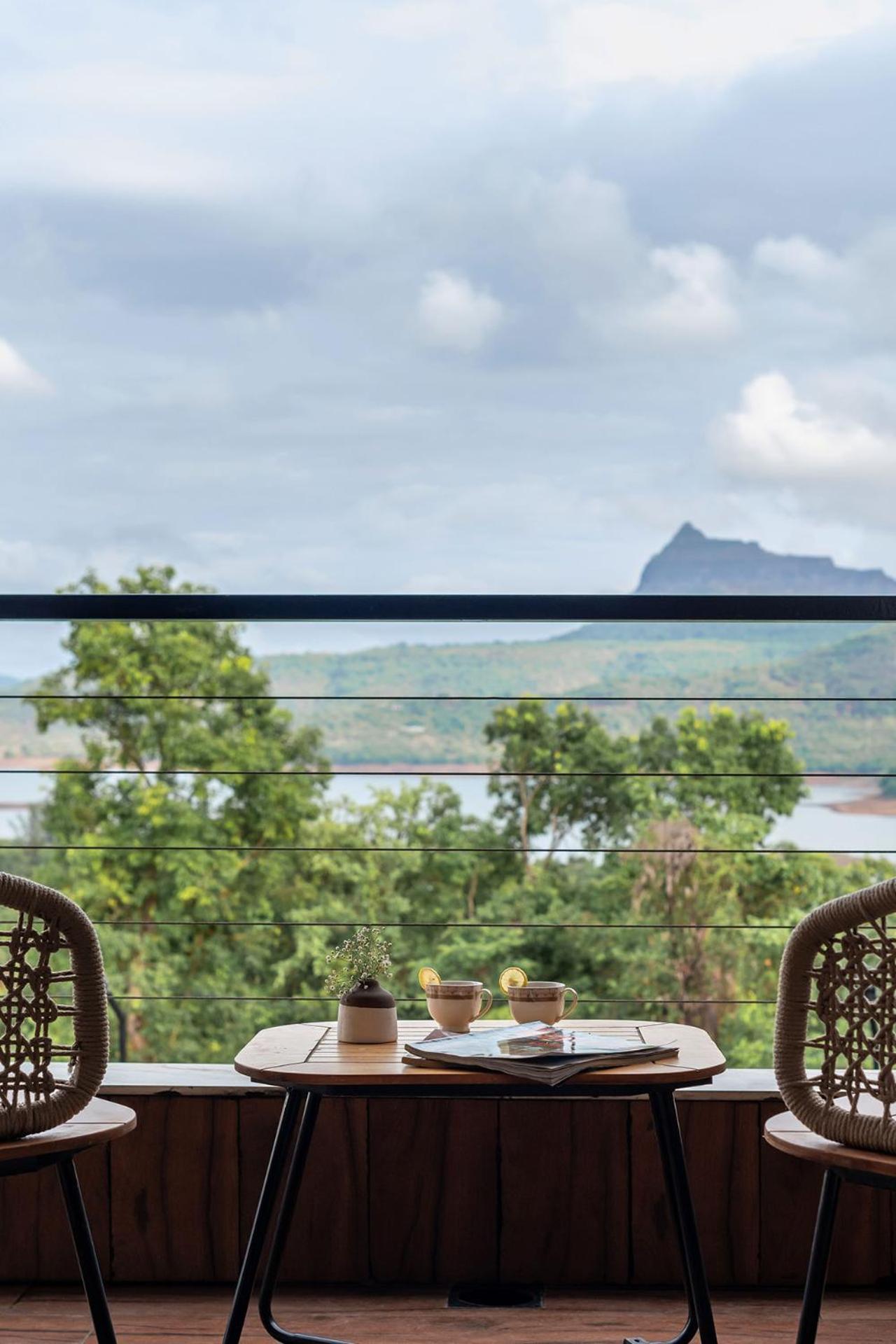 Stayvista At La Rive With Swimming Pool & View * Lonavala