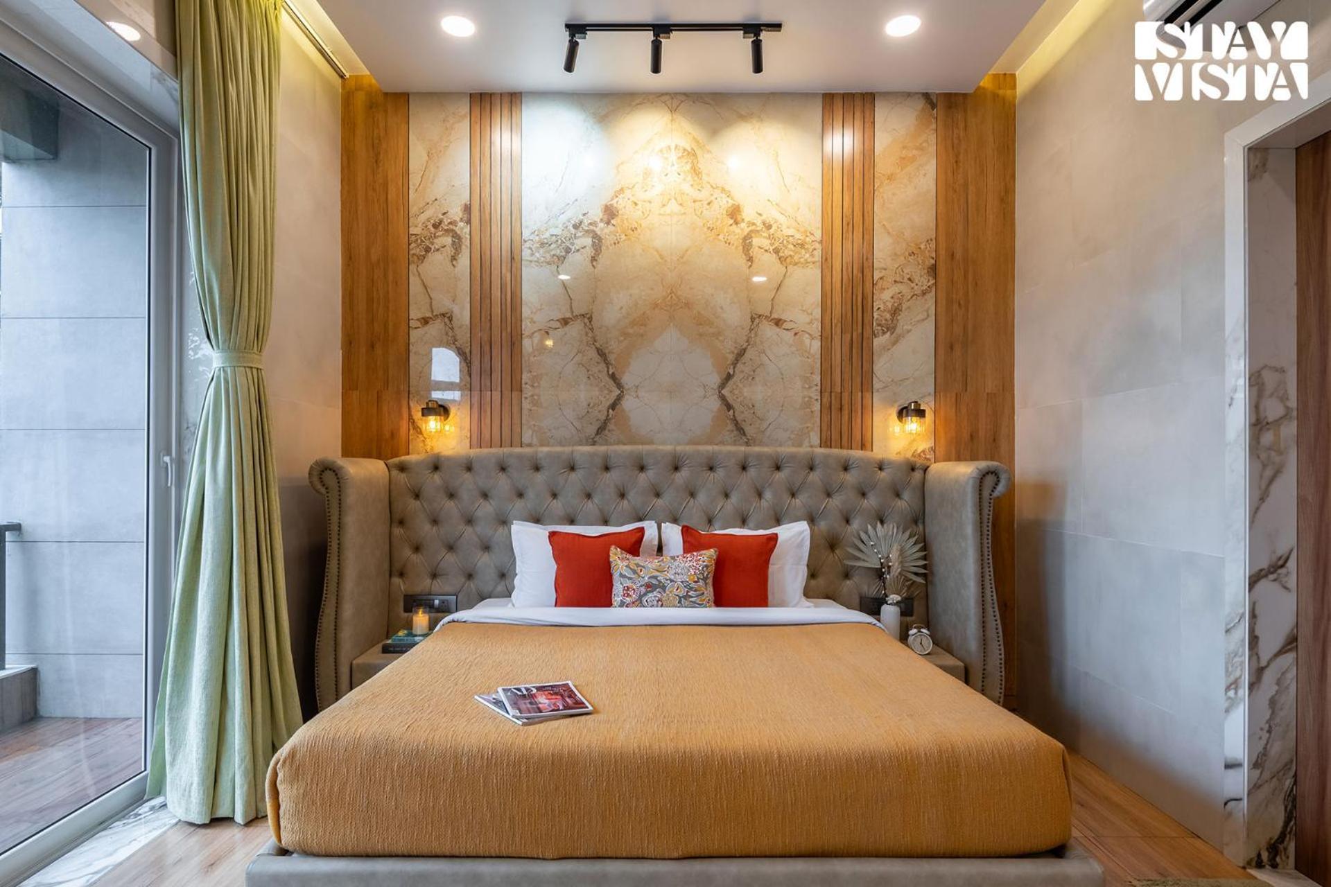Villa Stayvista At La Rive With Swimming Pool & View *