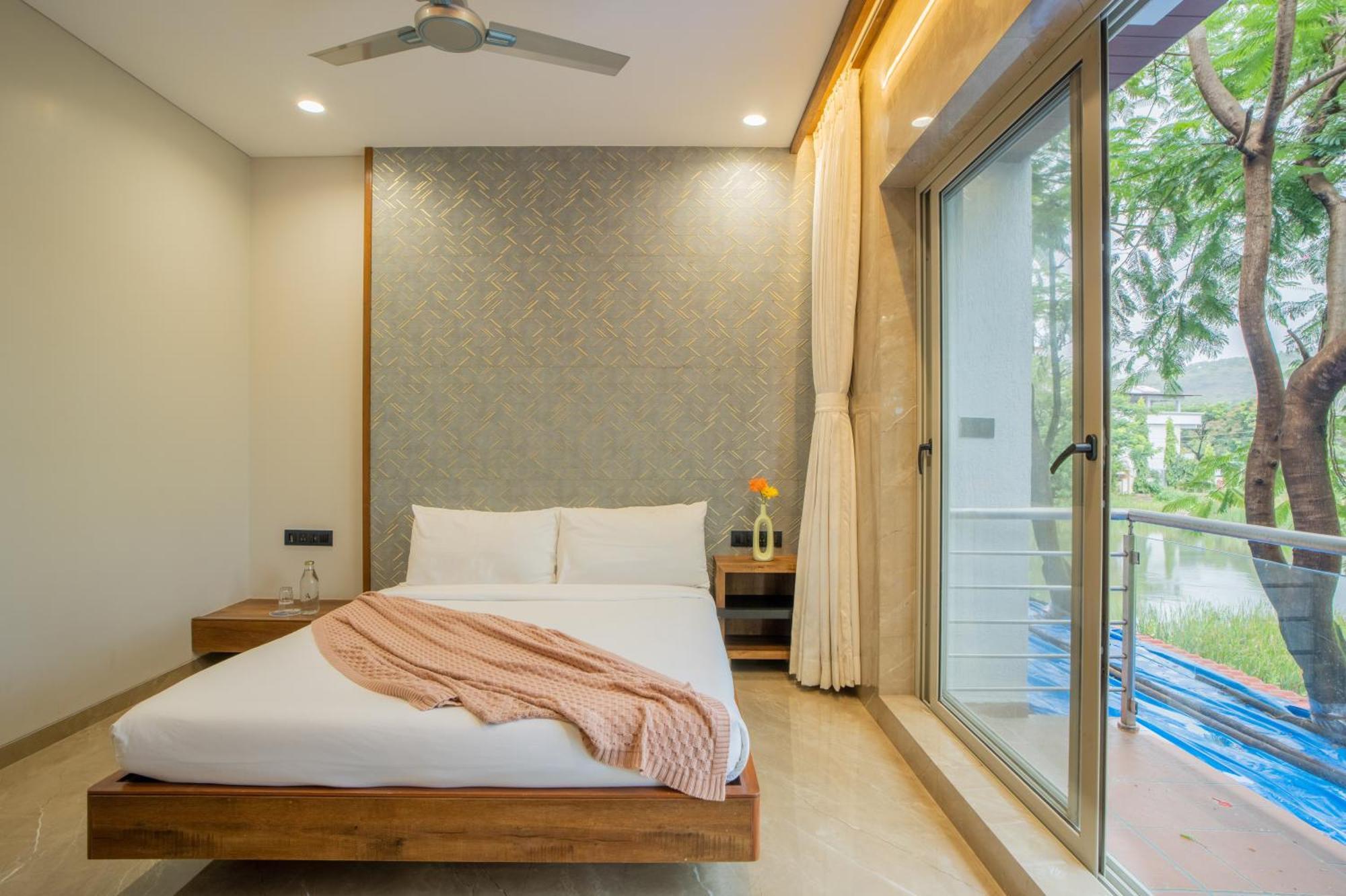 Alaya - Imperial Mystara 5bhk Near Khandala Hills Villa *