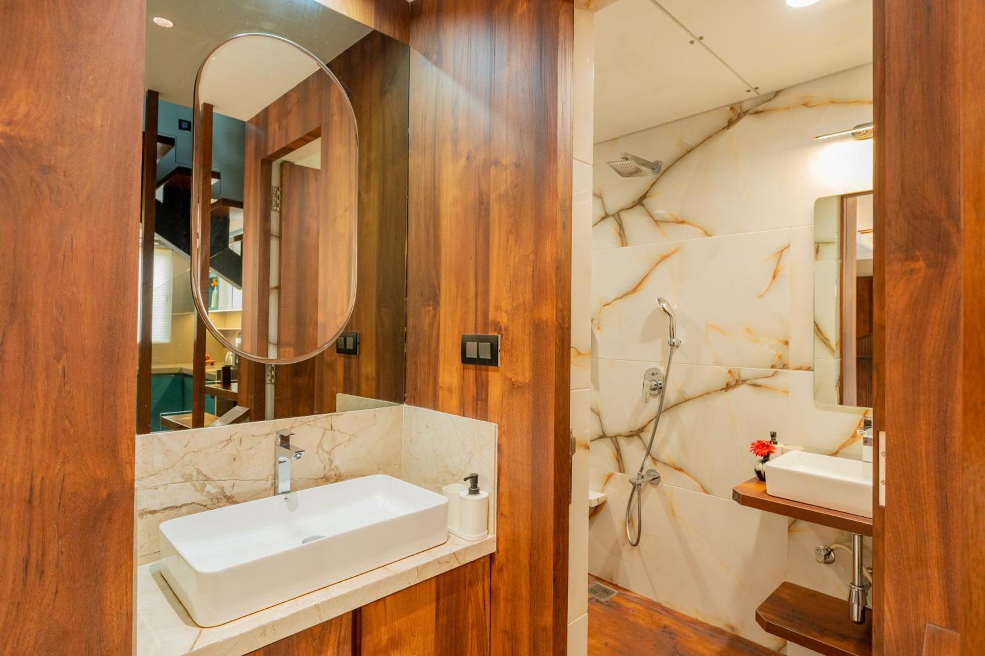 Alaya - Imperial Calista 4bhk Near Khandala Hills Villa *