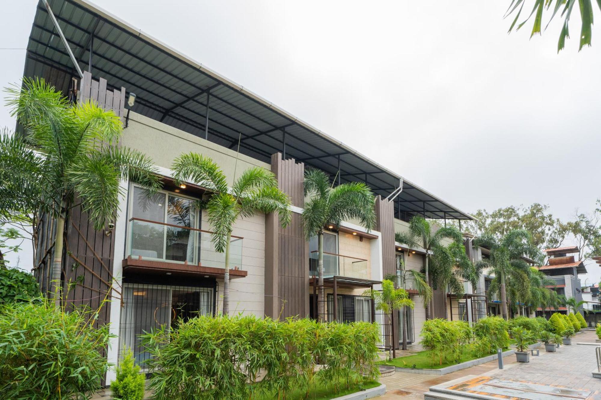 Alaya - Imperial Calista 4bhk Near Khandala Hills Villa