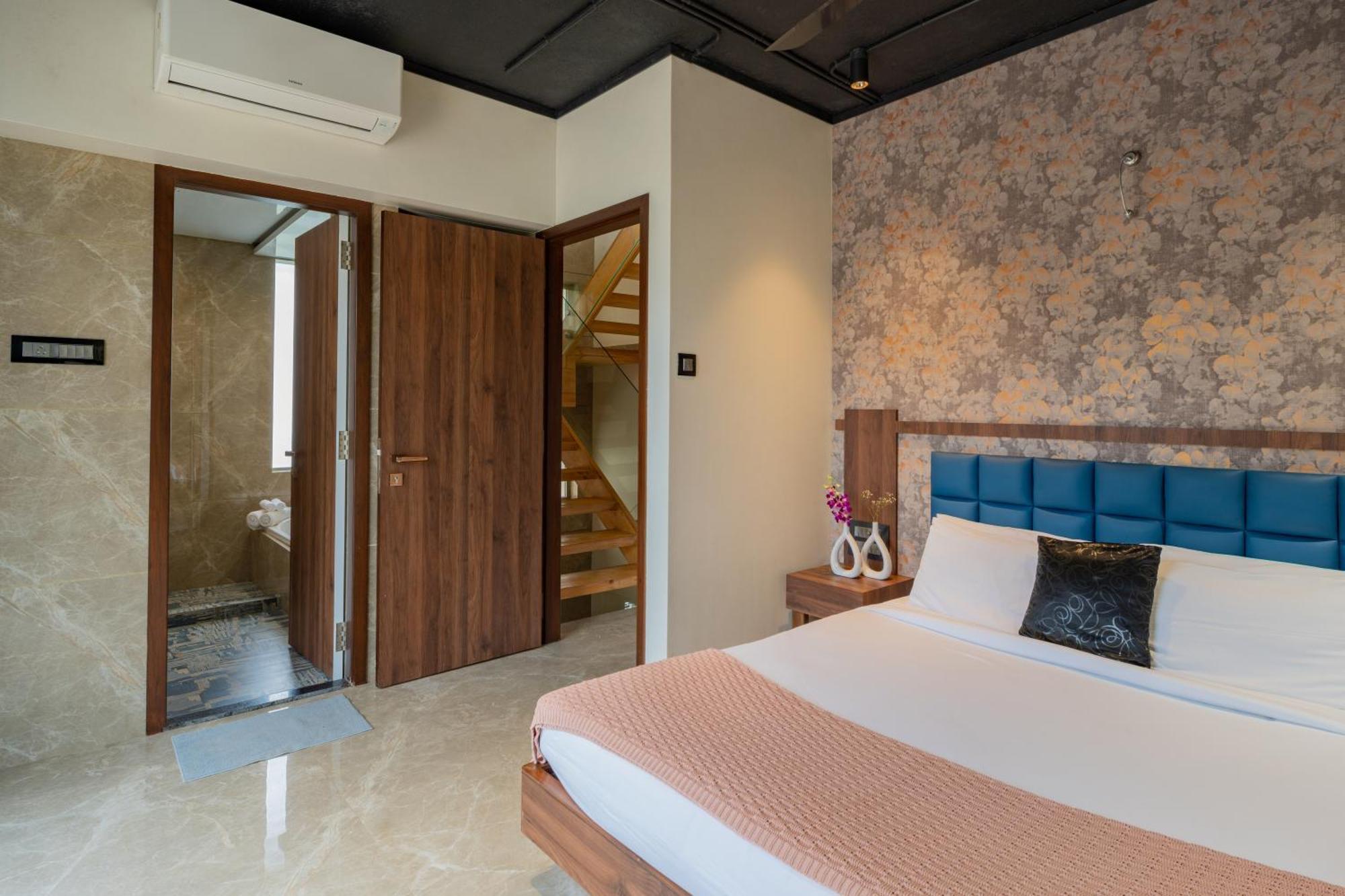 Villa Alaya - Imperial Serenia 3bhk Near Khandala Hills Lonavala