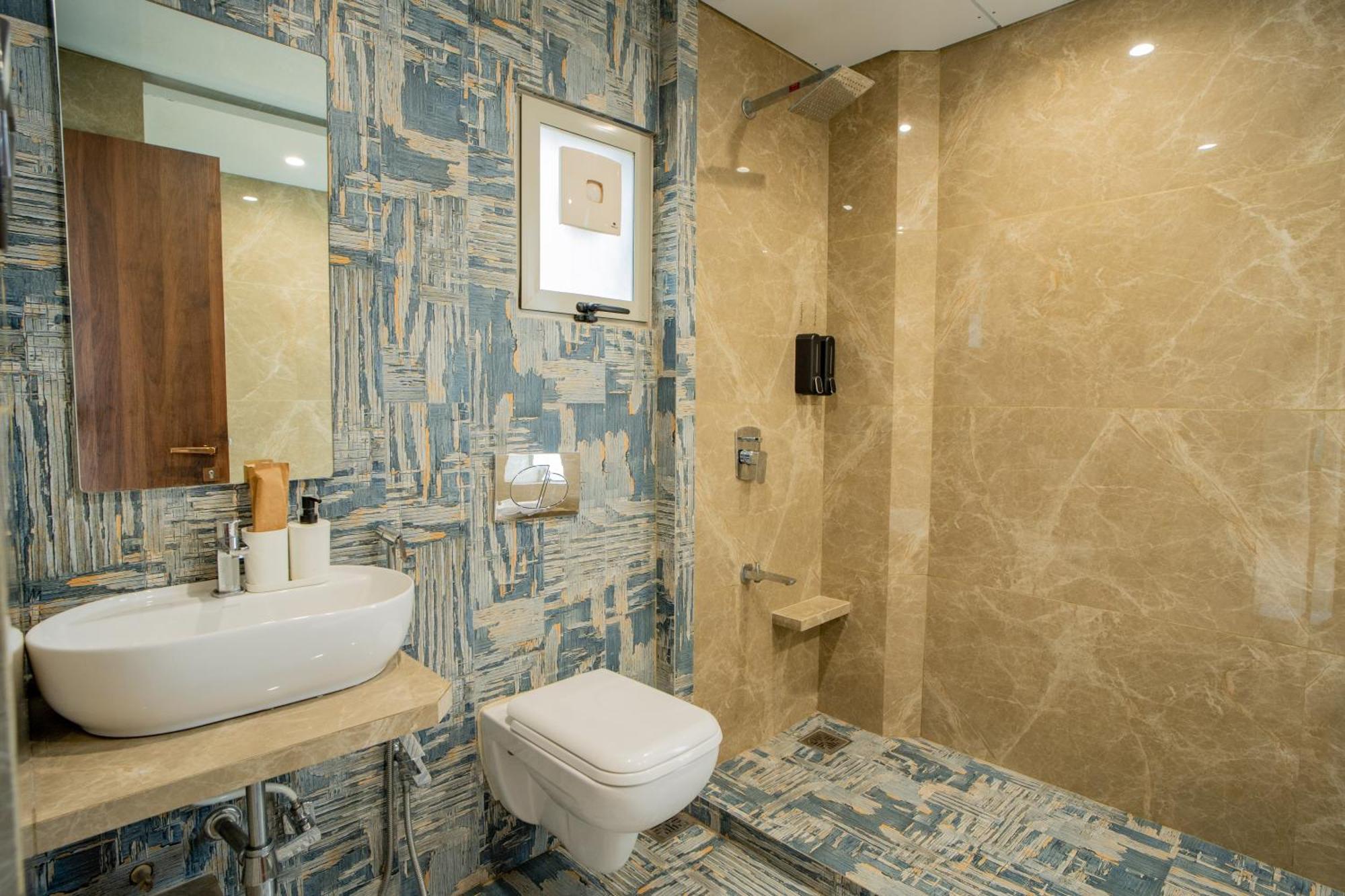 Alaya - Imperial Serenia 3bhk Near Khandala Hills *