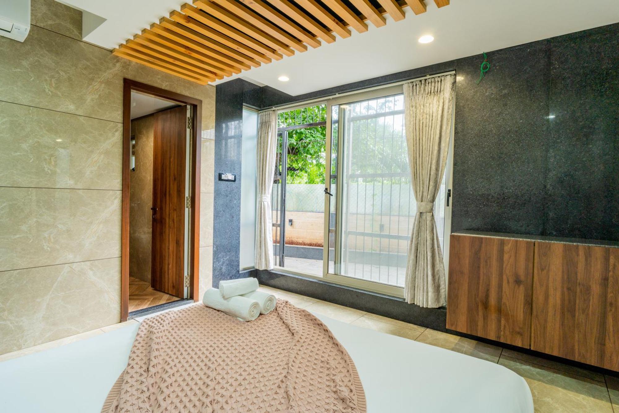 Villa Alaya - Imperial Serenia 3bhk Near Khandala Hills Lonavala