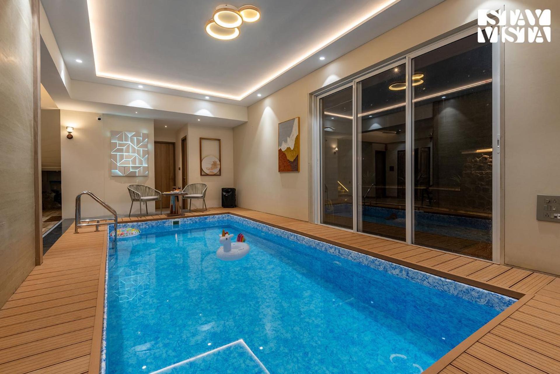 Mocha House With Indoor Pool, Bbq & Bonfire At By Stayvista *