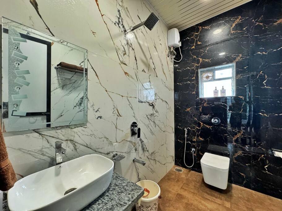 Triveni Alpine Aura Villa *