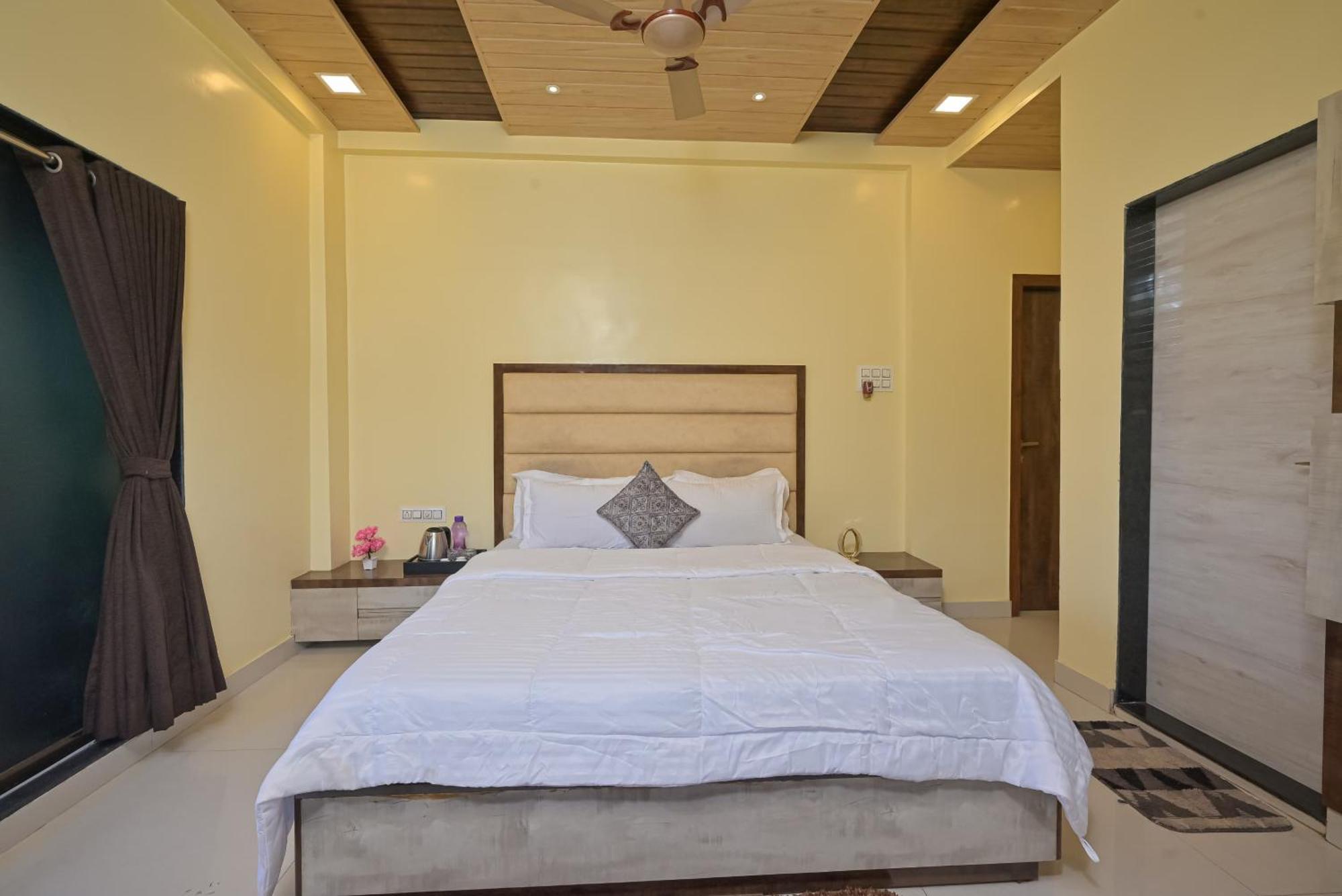 Royal Oasis Lonavala