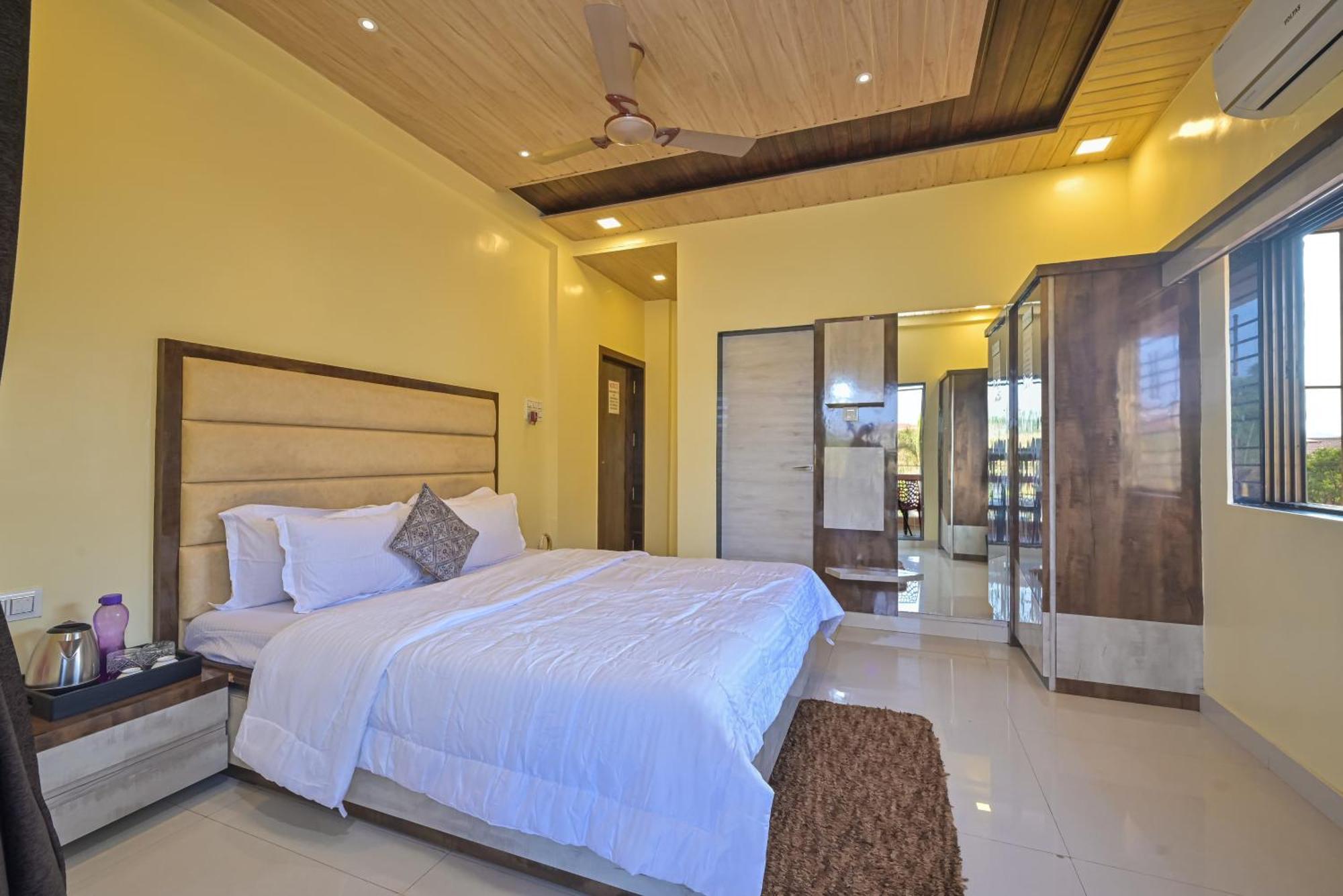Villa Royal Oasis Lonavala
