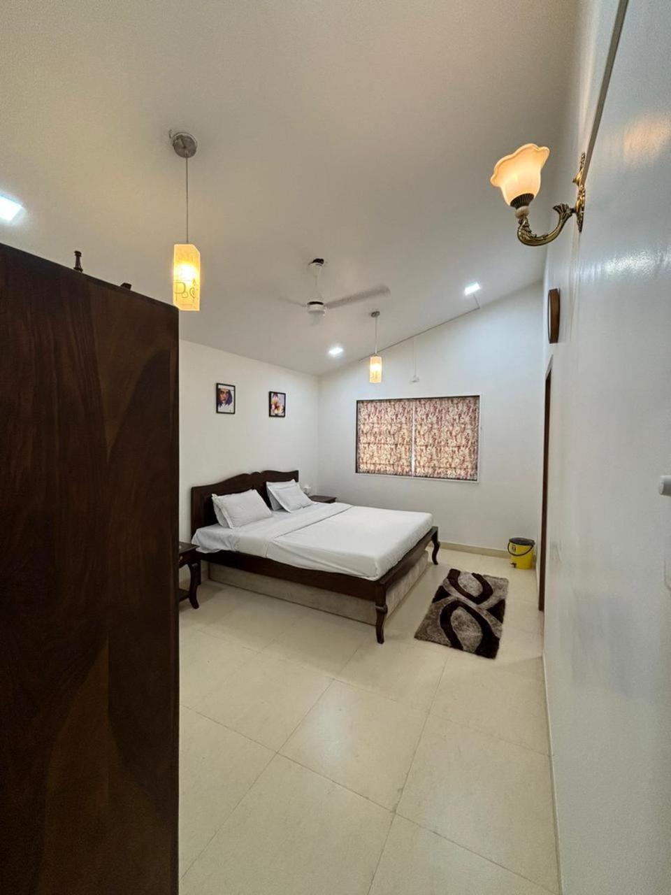 Valley View Villa *