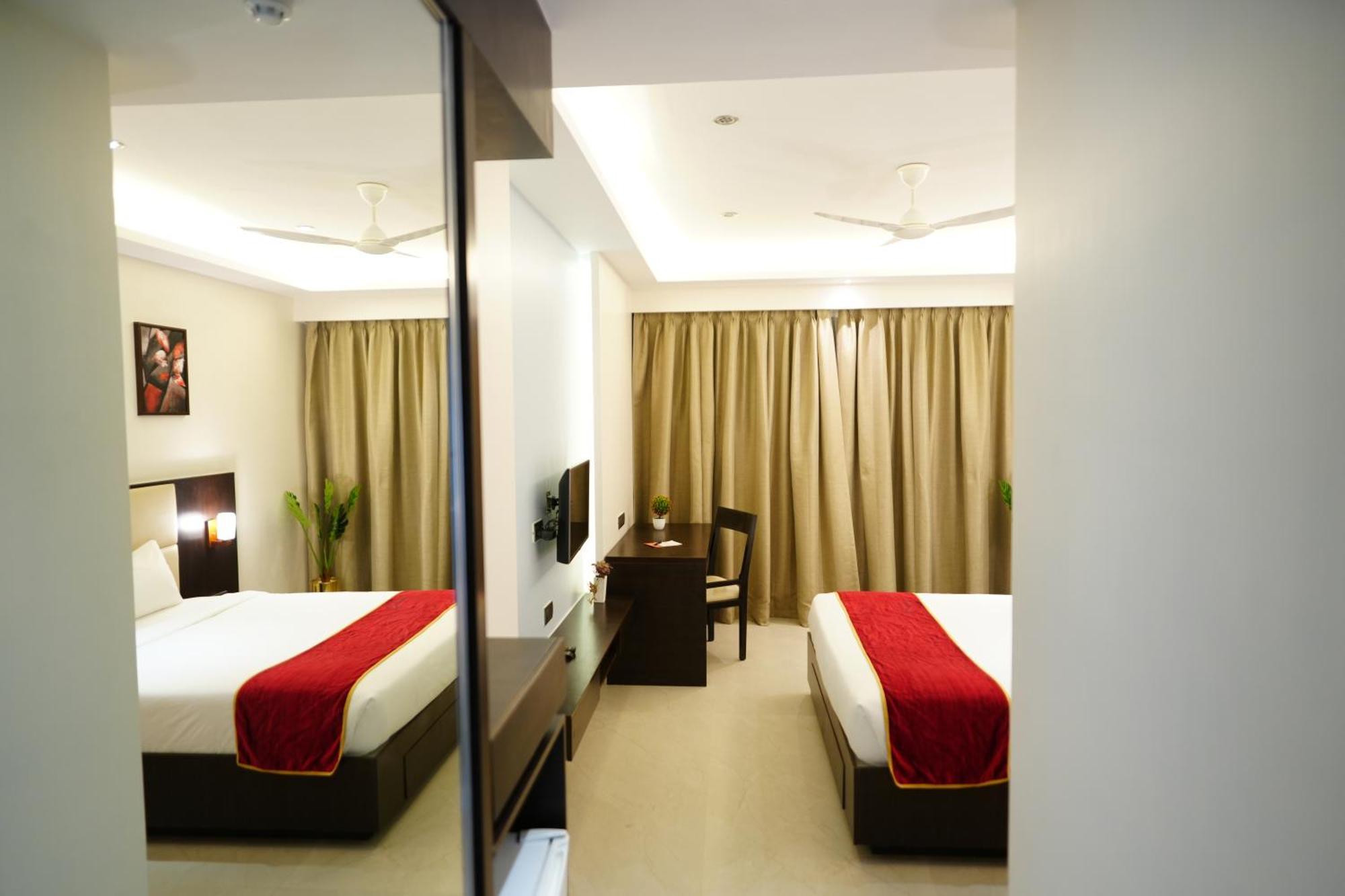 Grand Visava Hotel