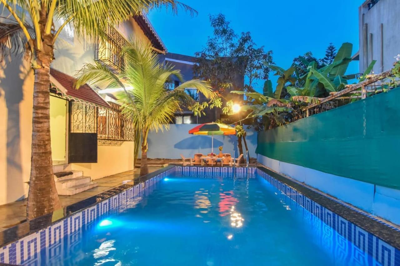 Villa Empyrean Ll 2bhk Ii Monarch Ll Private Pool Ii Ac Ii Luxury Ll Gold Valley Sector D Ll *
