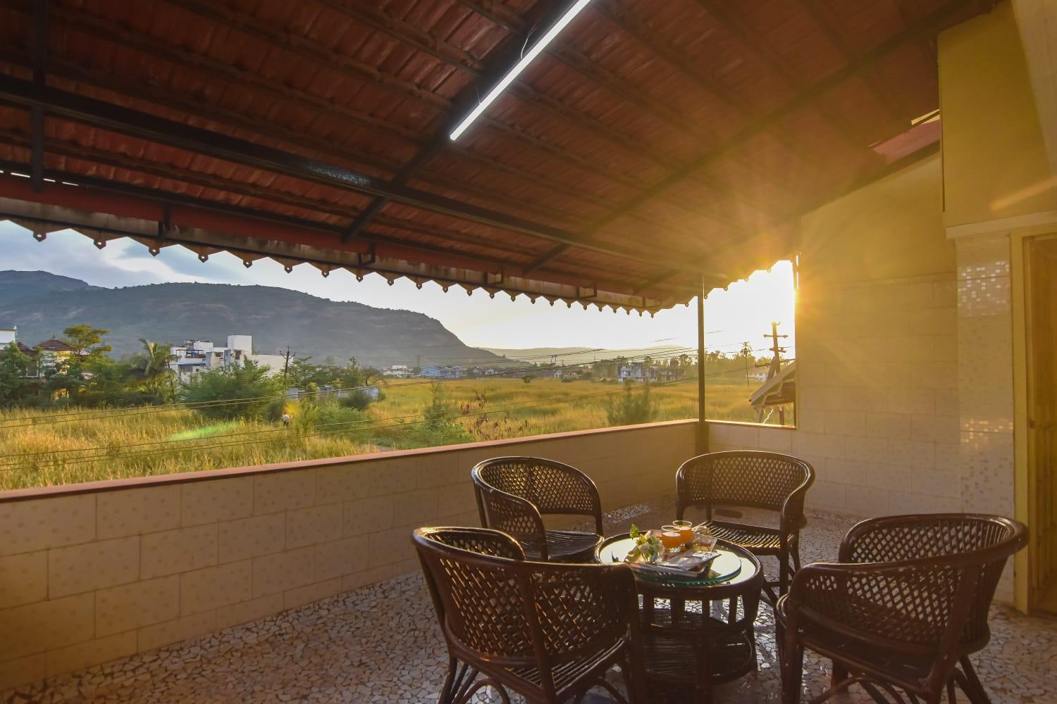Empyrean Ll 2bhk Ii Monarch Ll Private Pool Ii Ac Ii Luxury Ll Gold Valley Sector D Ll Villa Lonavala