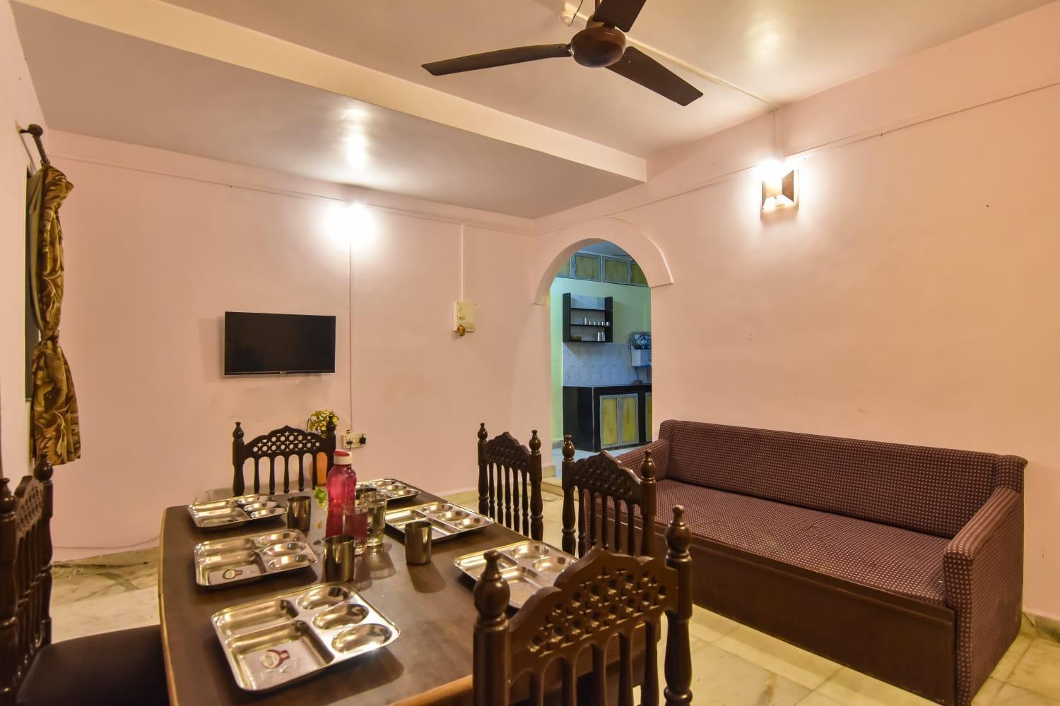 Empyrean Ll 2bhk Ii Monarch Ll Private Pool Ii Ac Ii Luxury Ll Gold Valley Sector D Ll *
