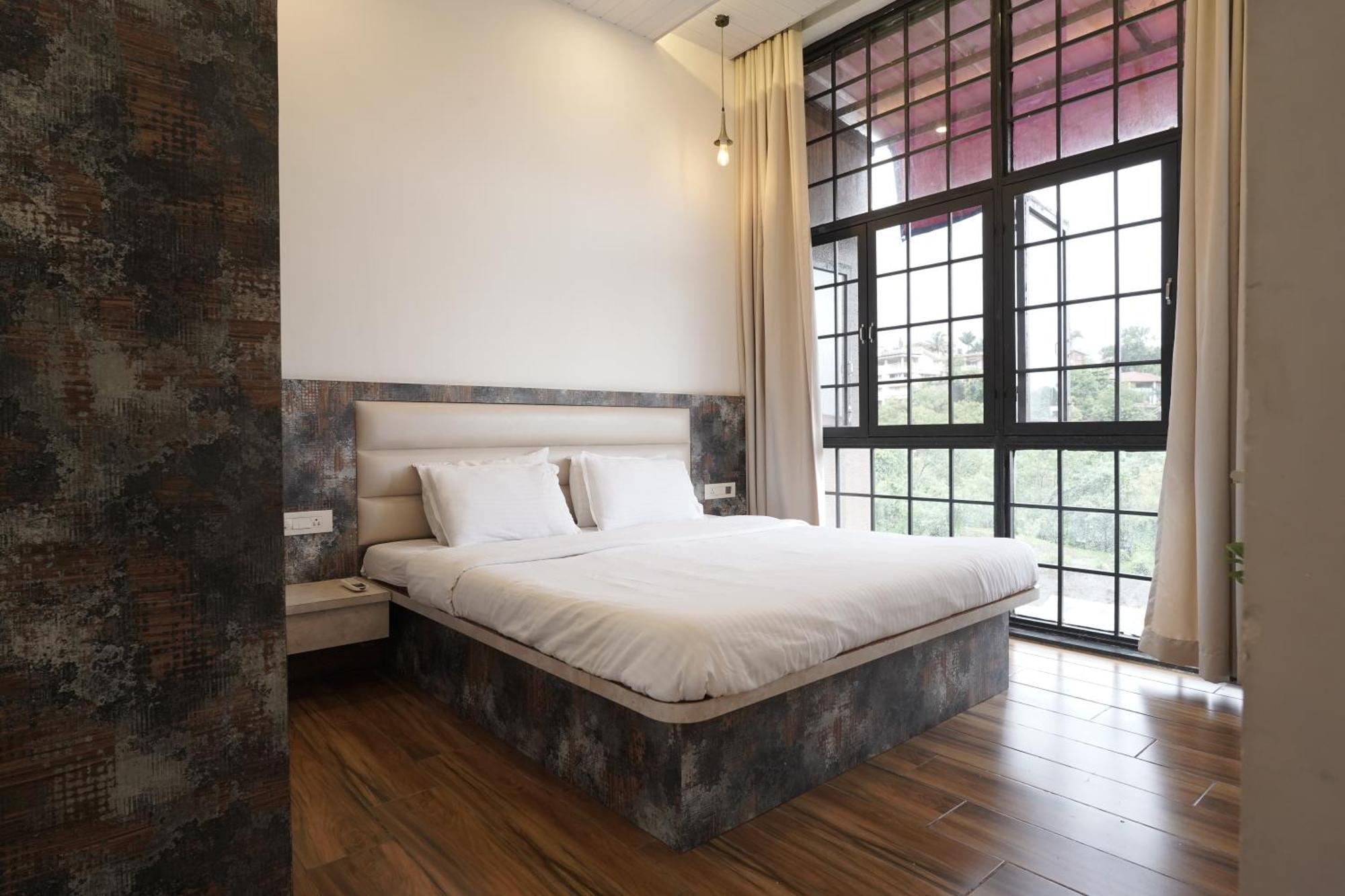 Carnival - Unit B 4bhk * Lonavala