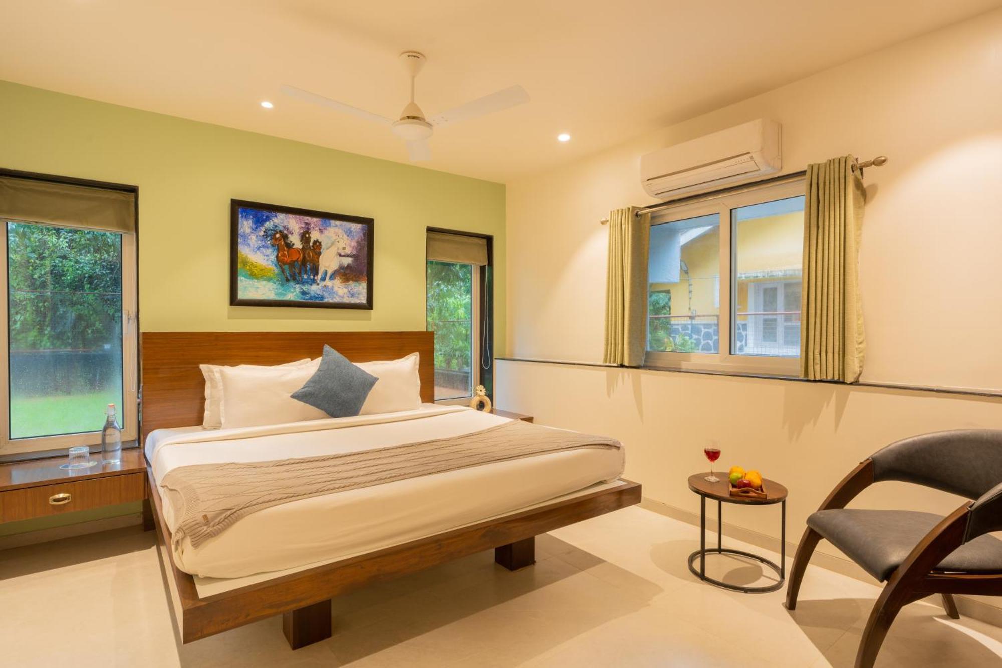 Elivaas 5bhk With Pool And Gazebo - House Of Q Villa *