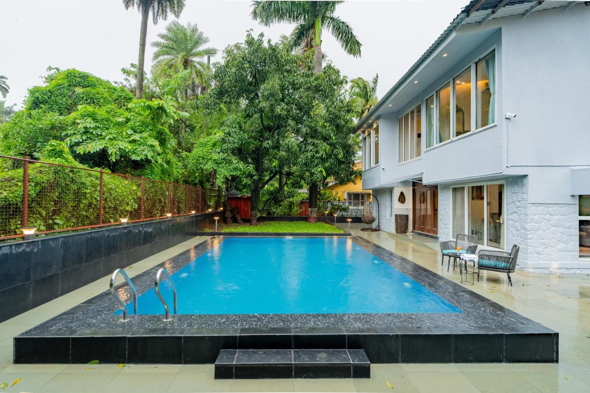 Elivaas 5bhk With Pool And Gazebo - House Of Q *