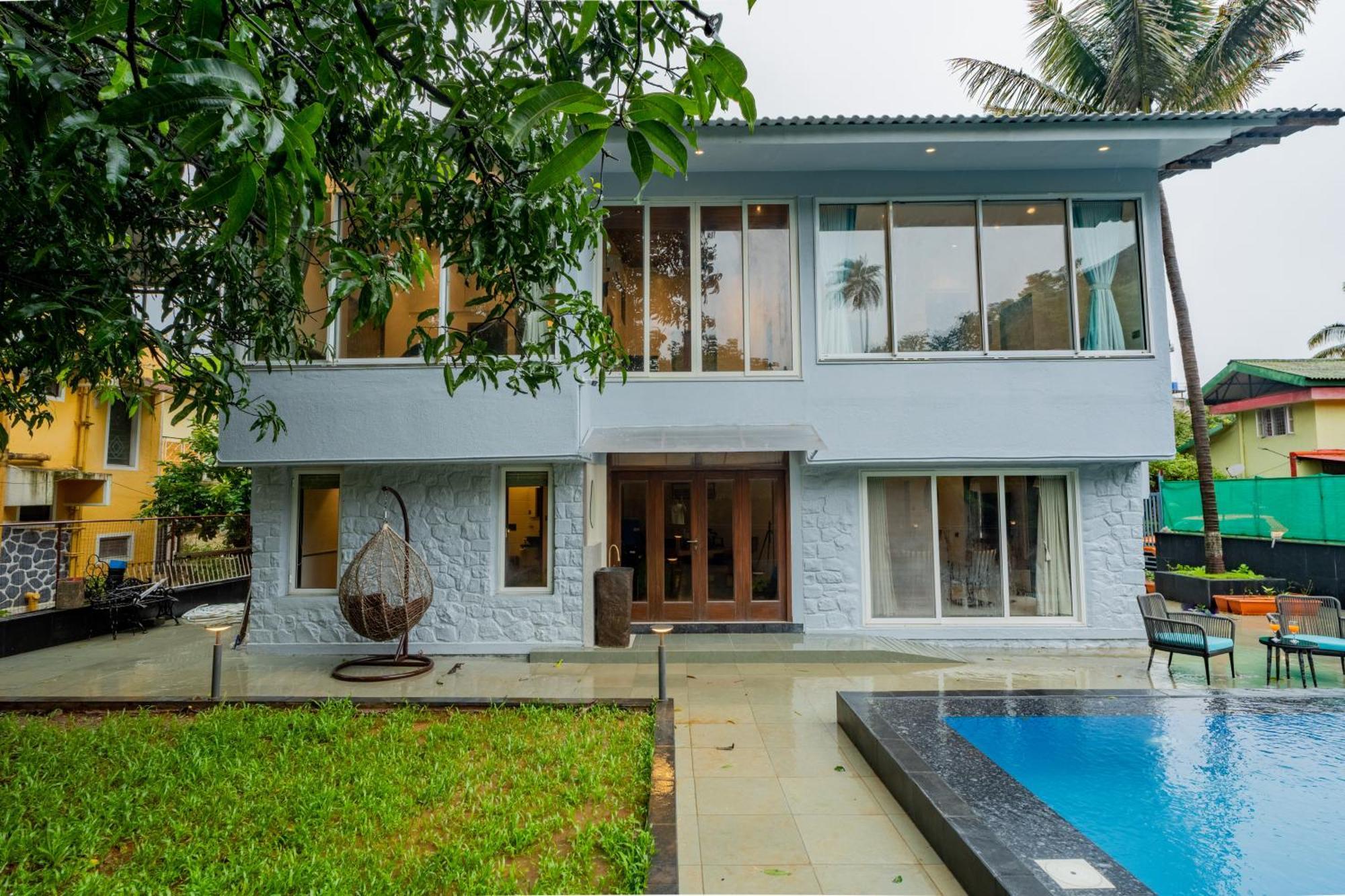 Elivaas 5bhk With Pool And Gazebo - House Of Q Villa *