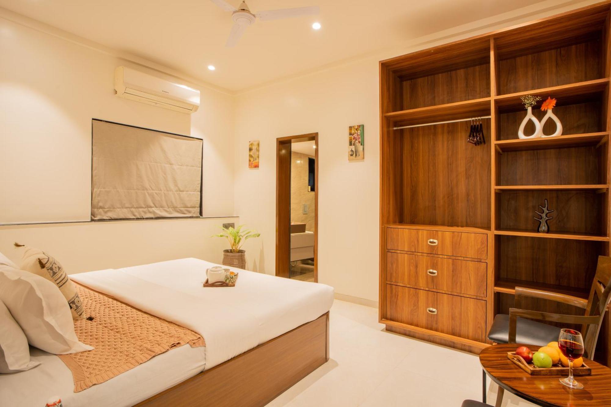 Elivaas 5bhk With Pool And Gazebo - House Of Q Villa *