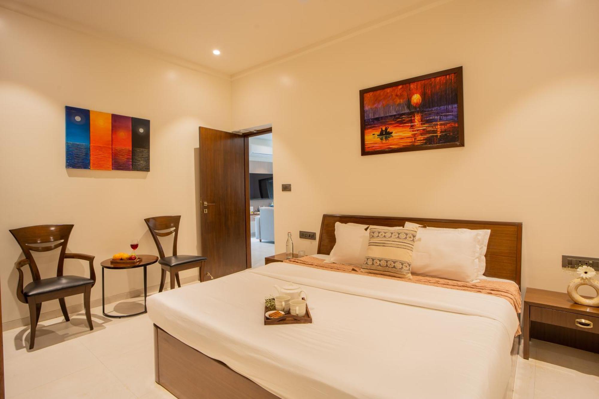 Villa Elivaas 5bhk With Pool And Gazebo - House Of Q