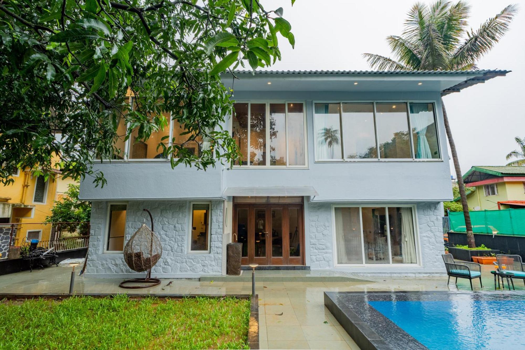 Villa Elivaas 5bhk With Pool And Gazebo - House Of Q