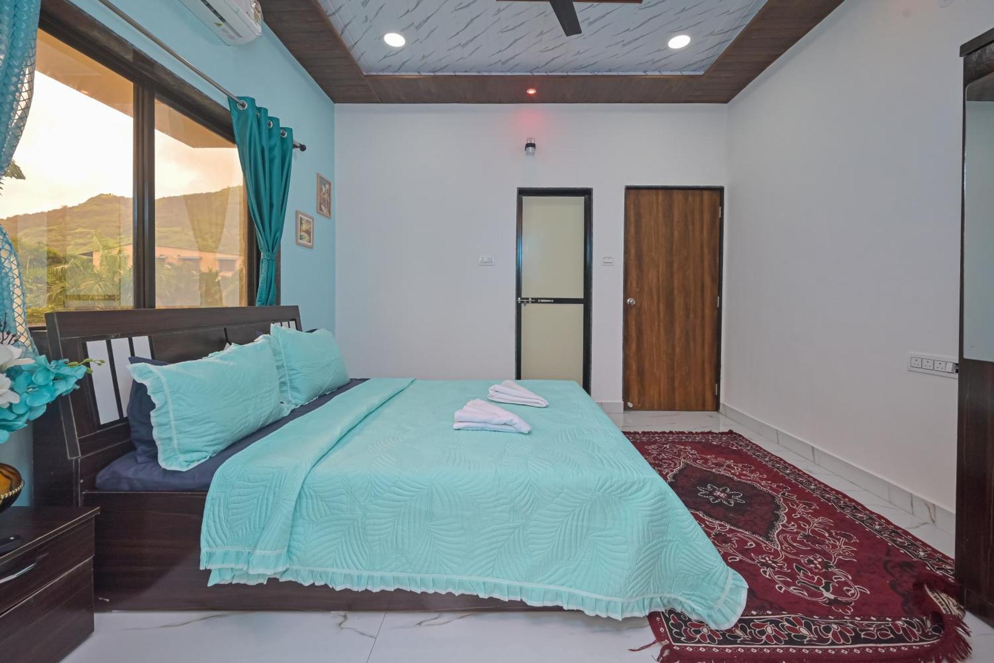 Empyrean Stay Ll 4Bhk Ll Skywalker Villa Ll Waksai Ll Villa Lonavala