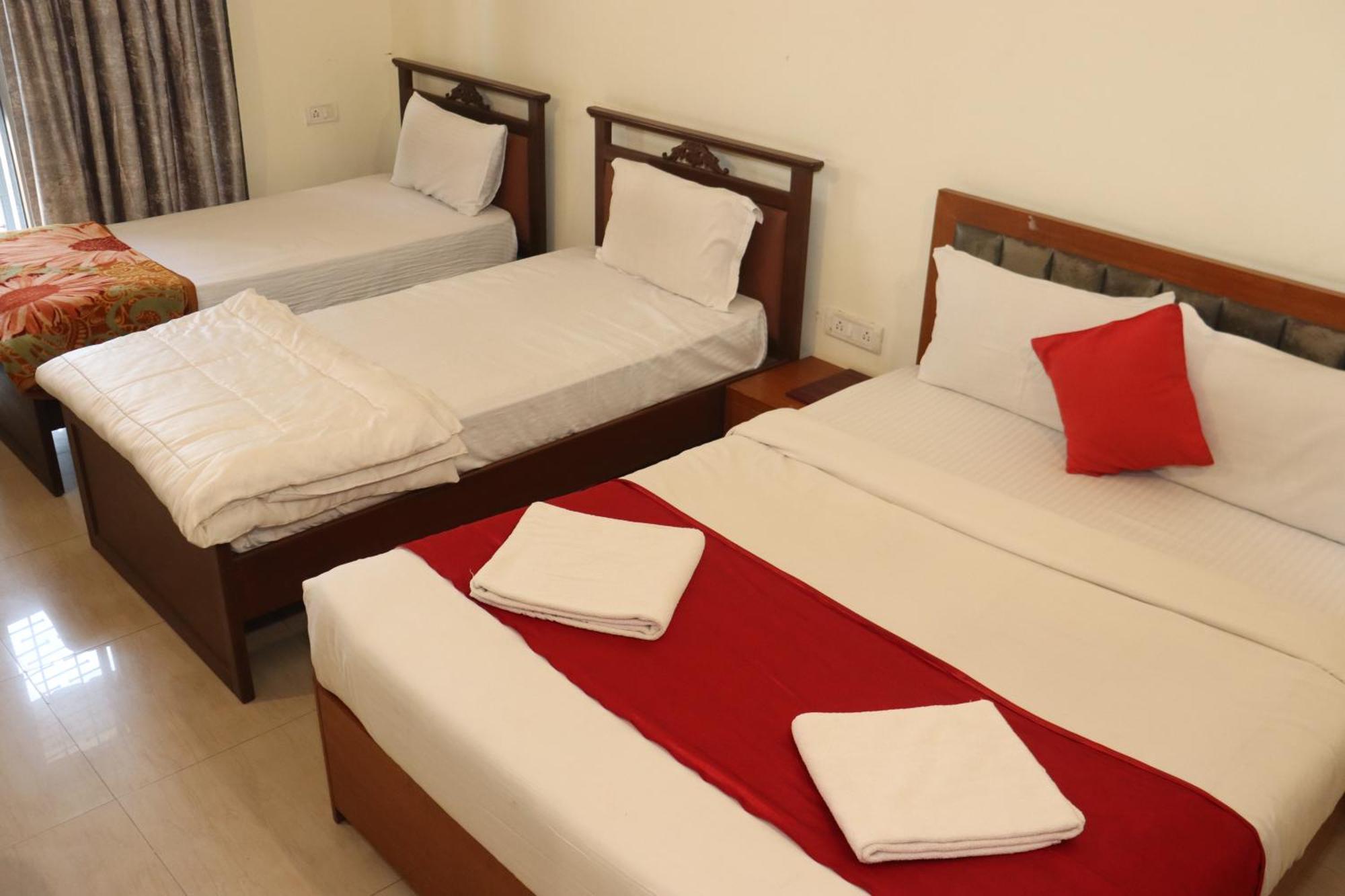 Villa Lions Residency *