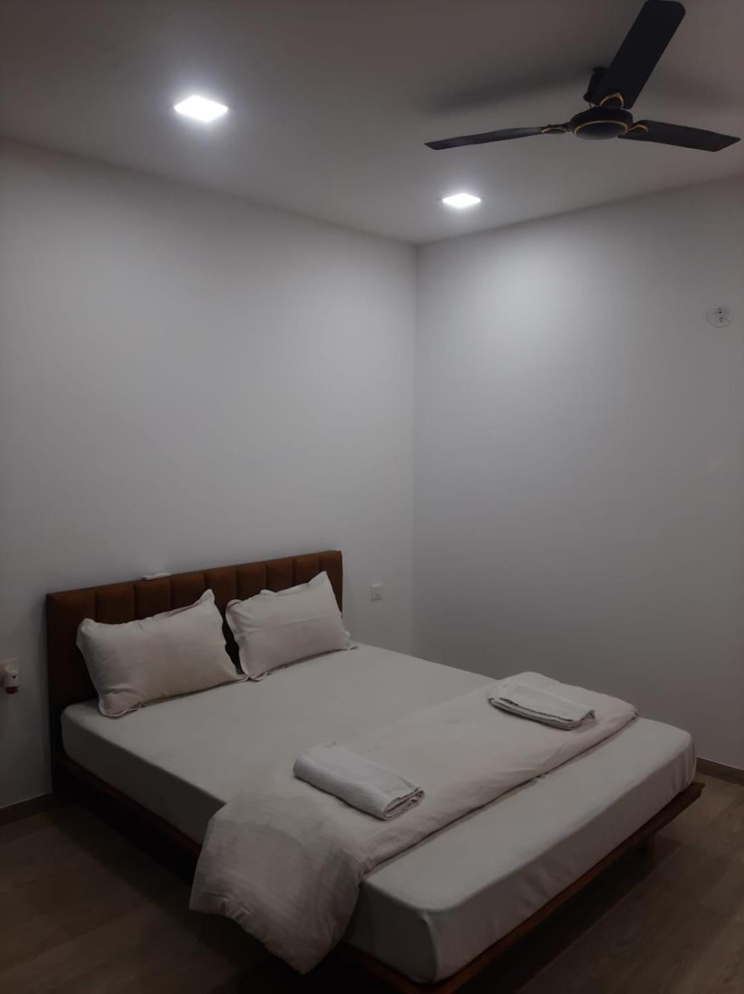 Villa Lions Residency *