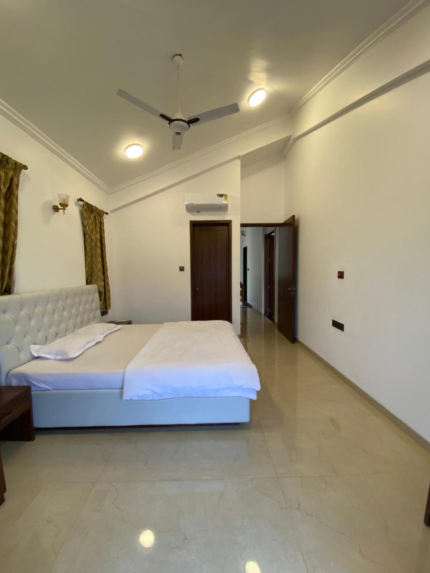 Villa Aaravi *