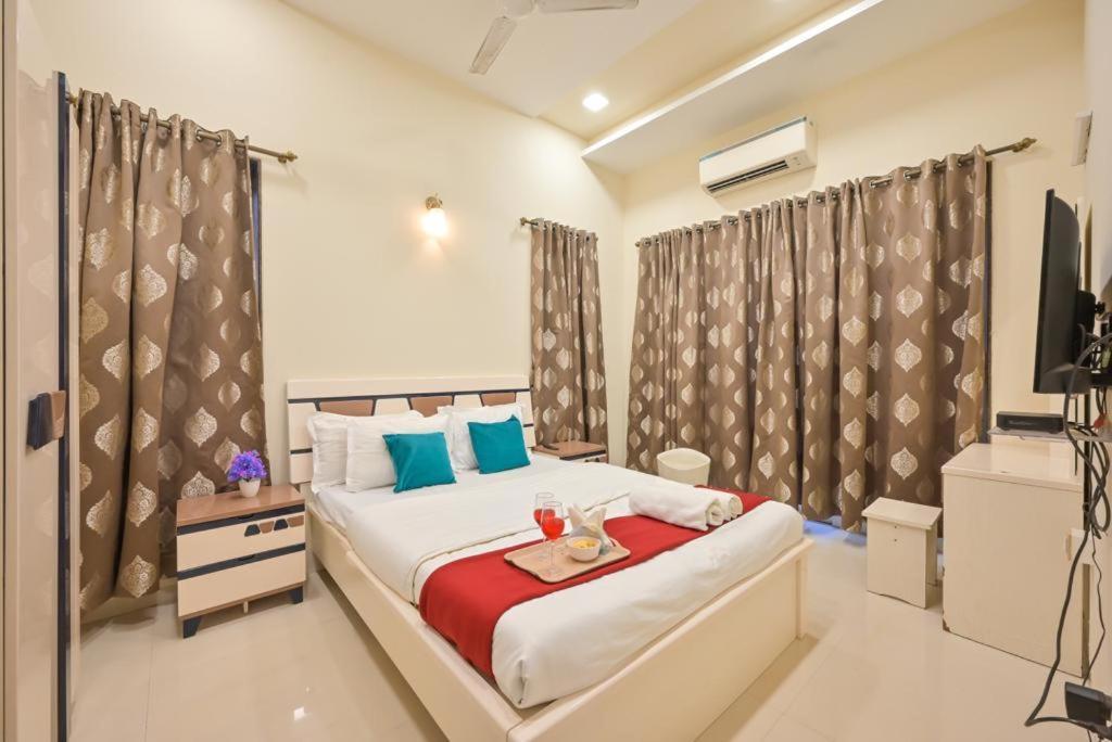 Paramount By Joy Lonavala