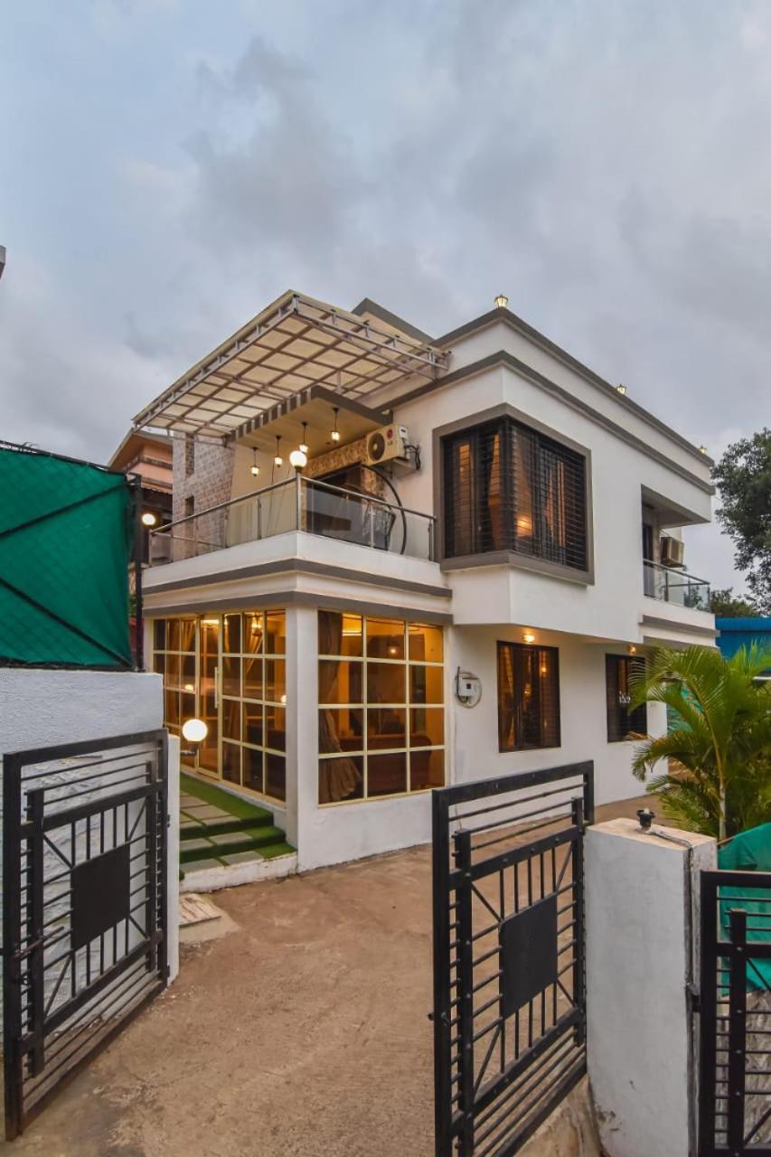 Empyrean Ll 2bhk Ii Monarch Ll Private Pool Ii Ac Ii Luxury Ll Gold Valley Sector D Ll Villa *