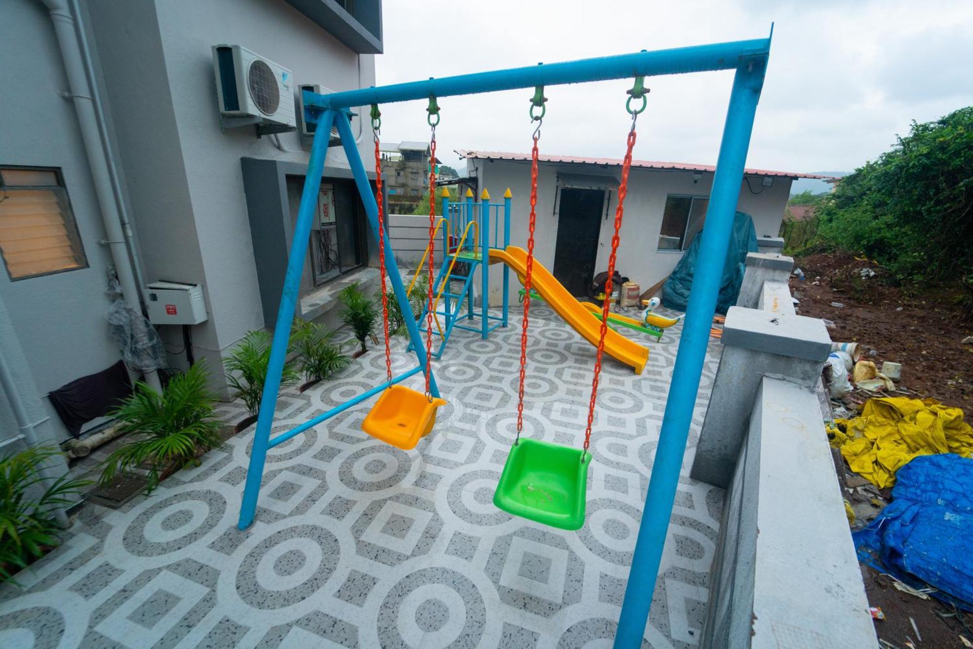 Villa Royal Cabana 6bhk Luxury With Turf