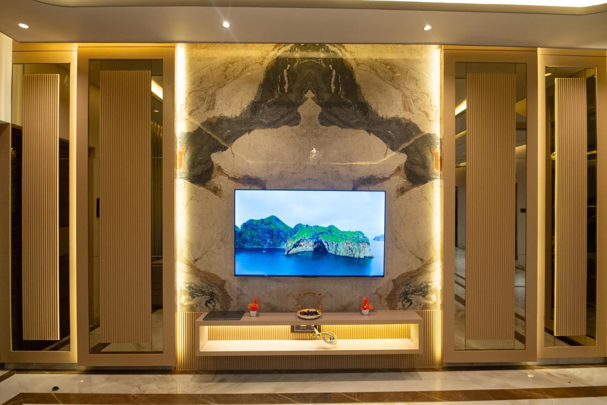 Royal Cabana 6bhk Luxury With Turf Villa Lonavala