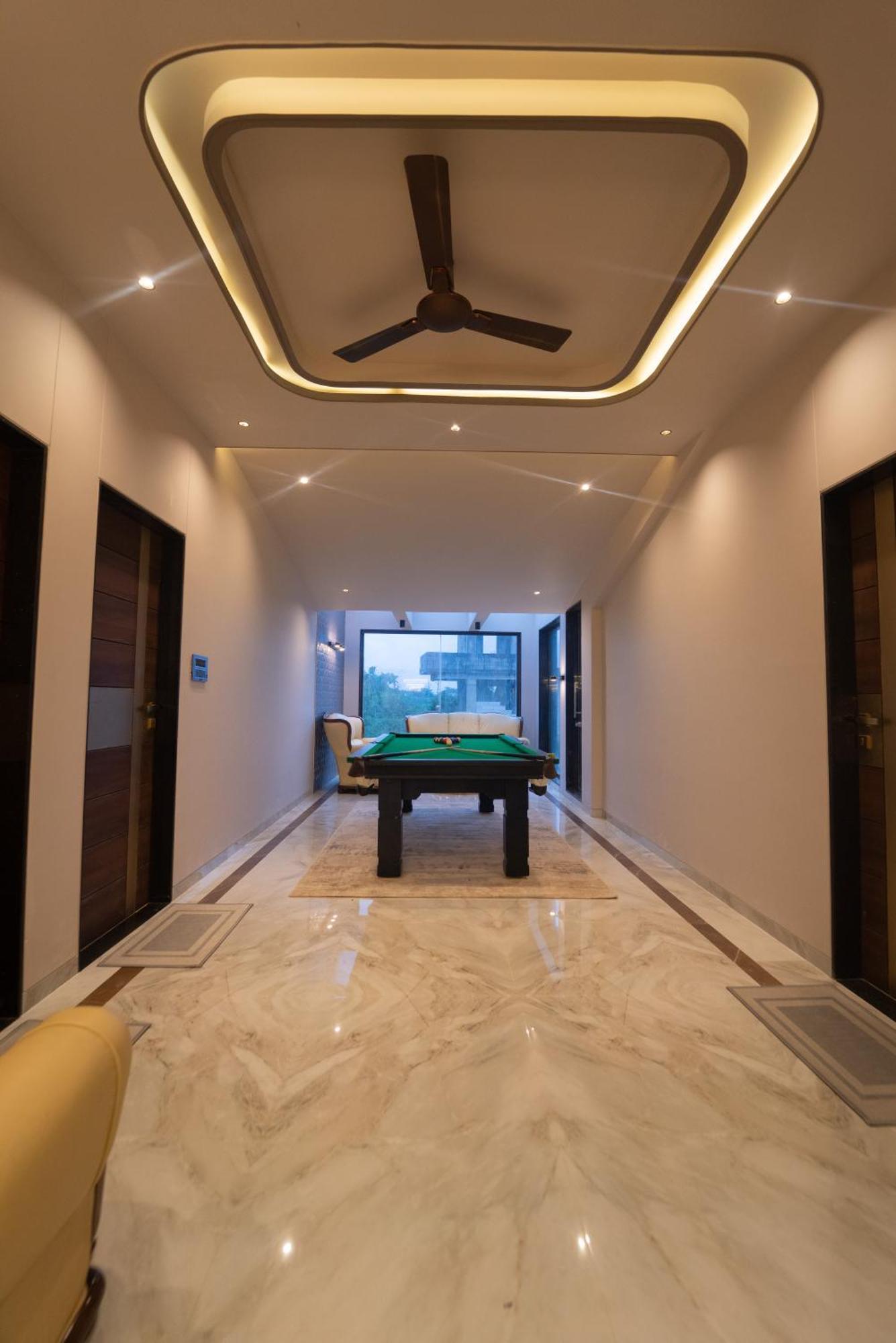 Royal Cabana 6bhk Luxury With Turf * Lonavala