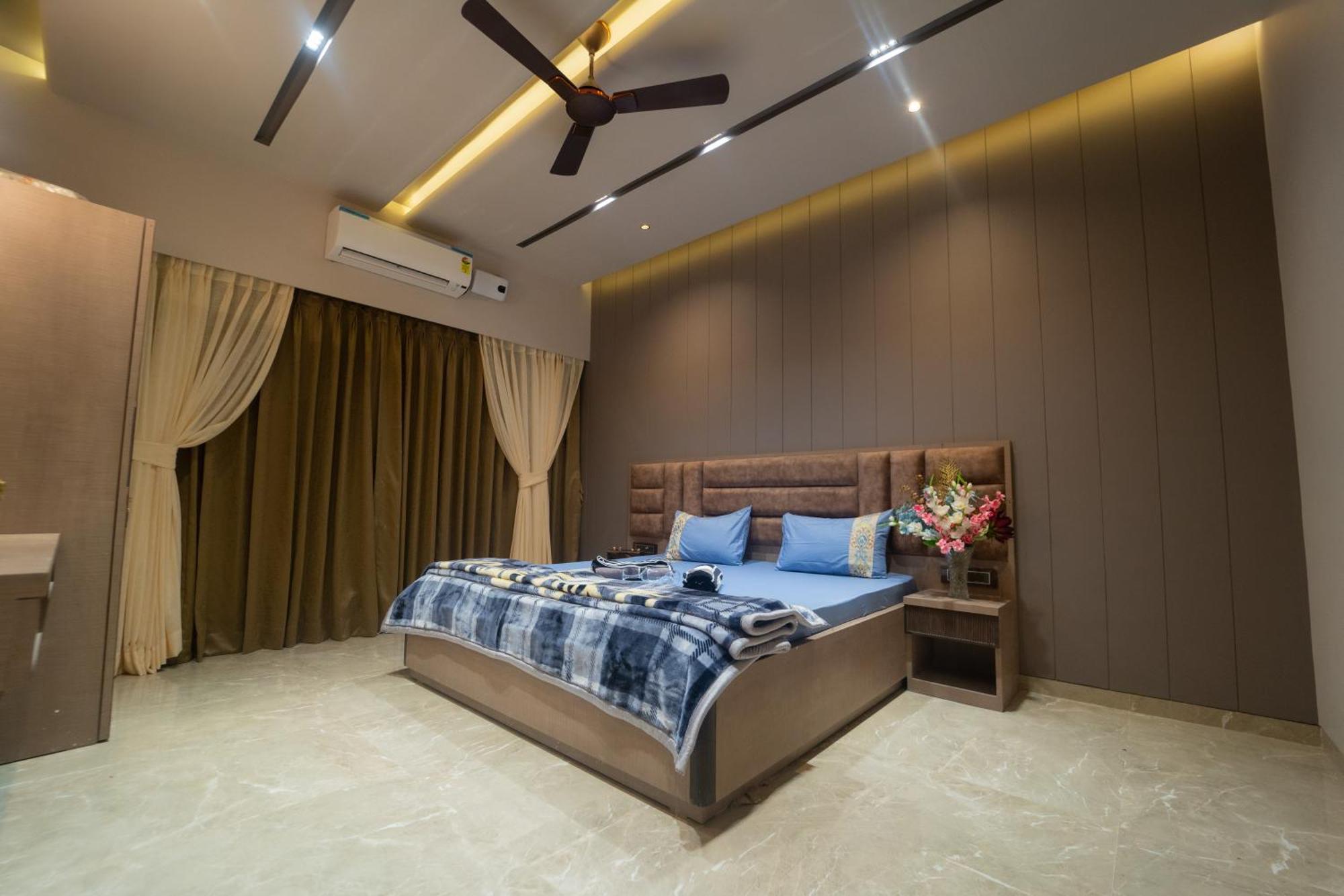 Royal Cabana 6bhk Luxury With Turf Villa