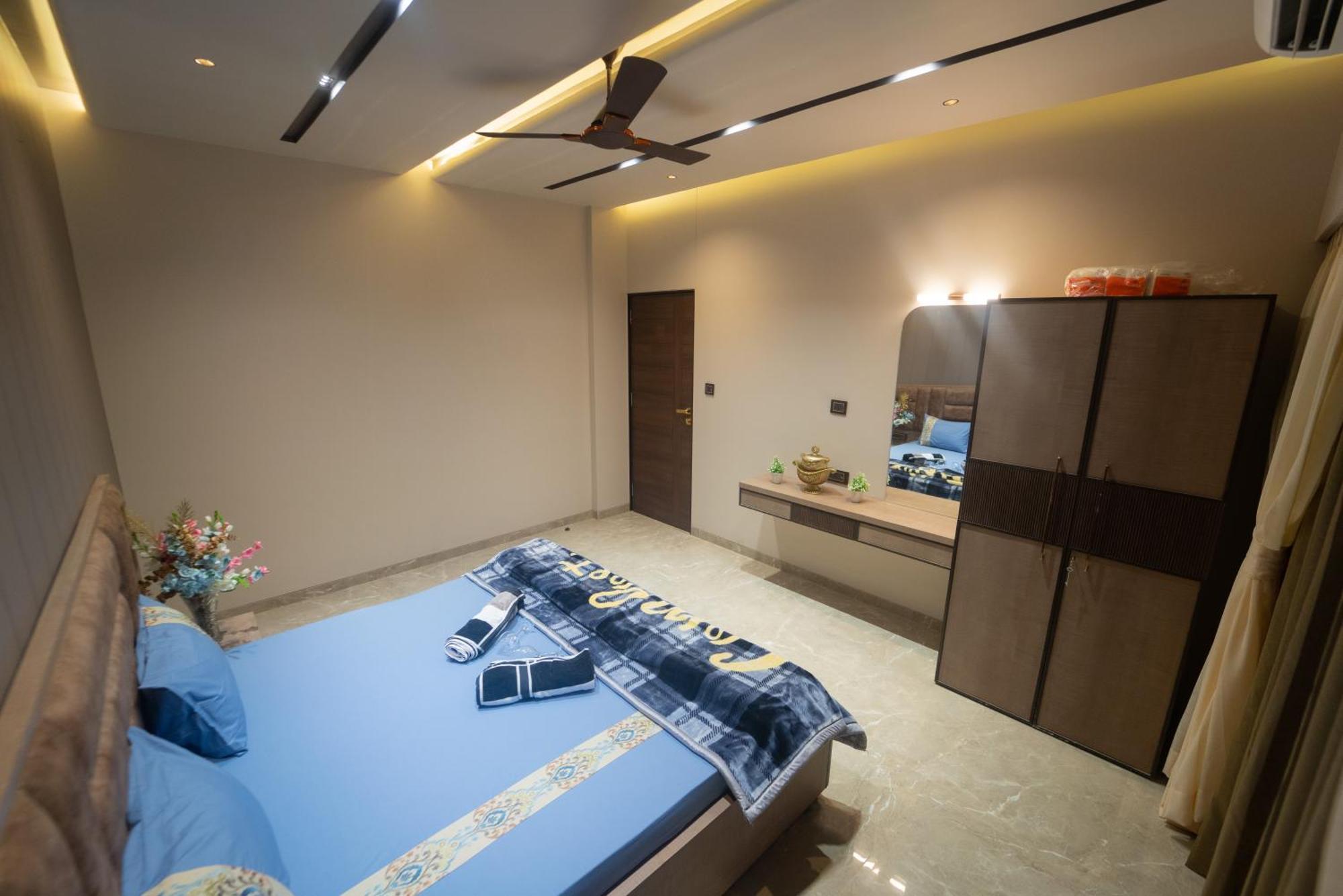 Villa Royal Cabana 6bhk Luxury With Turf Lonavala