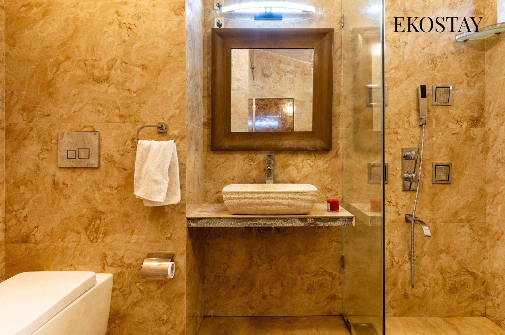 Ekostay - 8bhk La Flamingo With Private Turf * Lonavala
