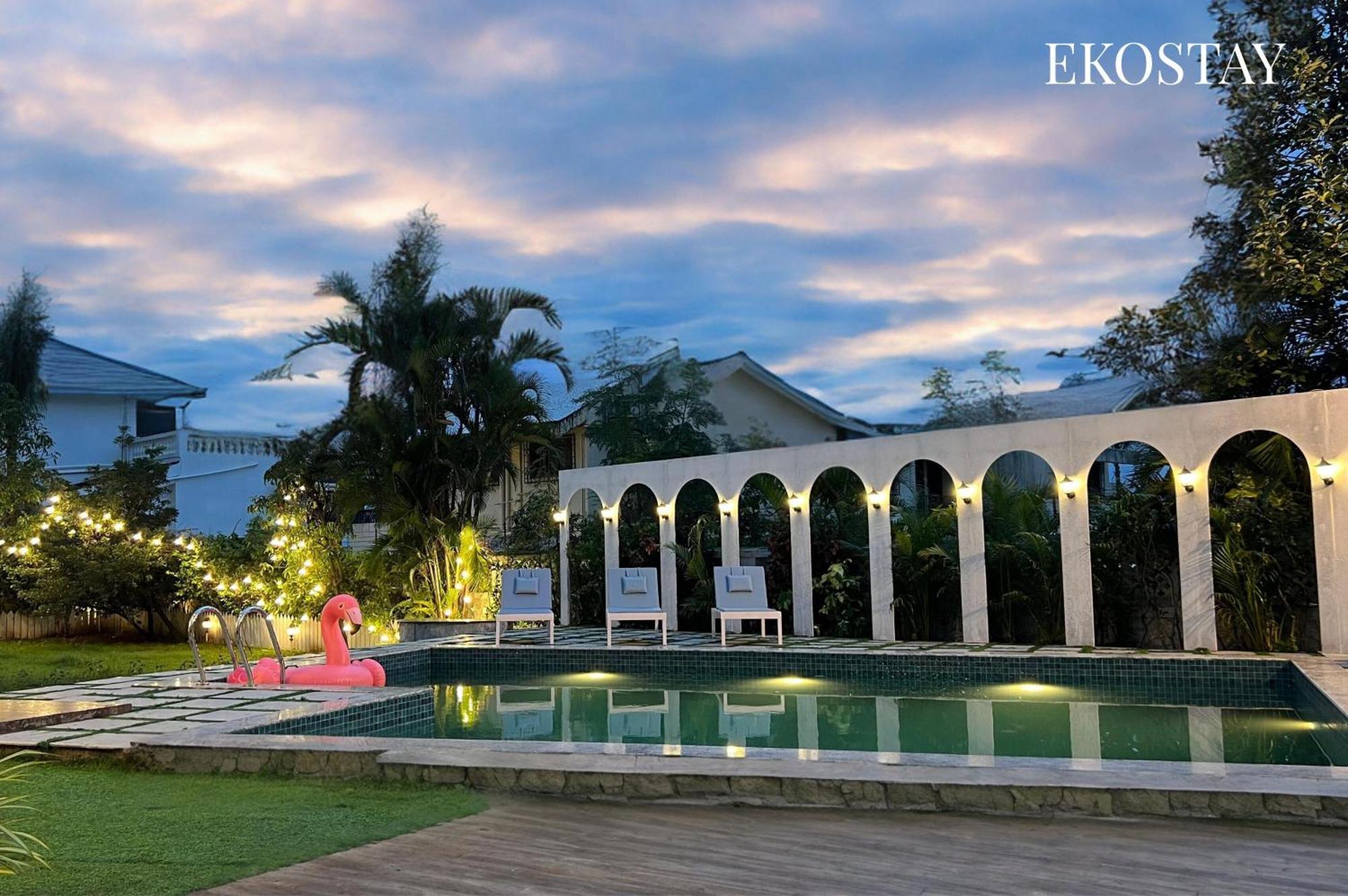 Ekostay - 8bhk La Flamingo With Private Turf Villa Lonavala