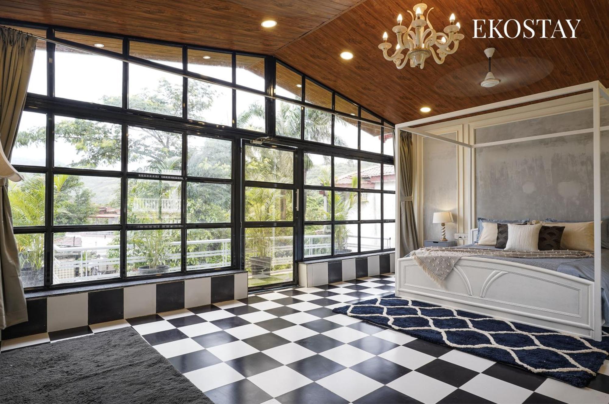 Ekostay - 8bhk La Flamingo With Private Turf Villa *