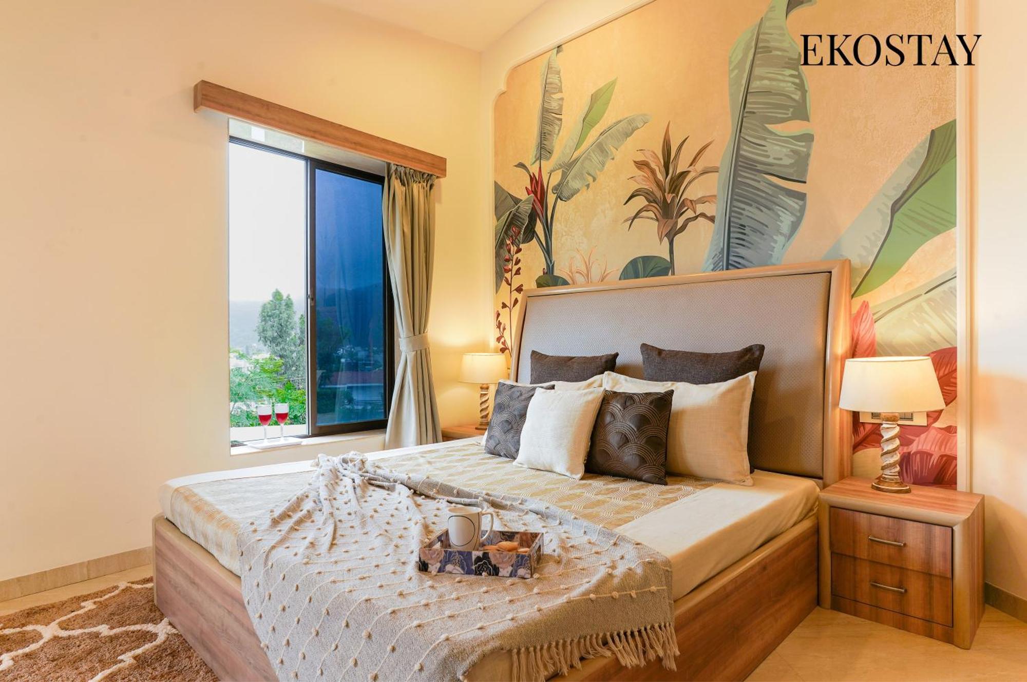 Ekostay - 8bhk La Flamingo With Private Turf * Lonavala