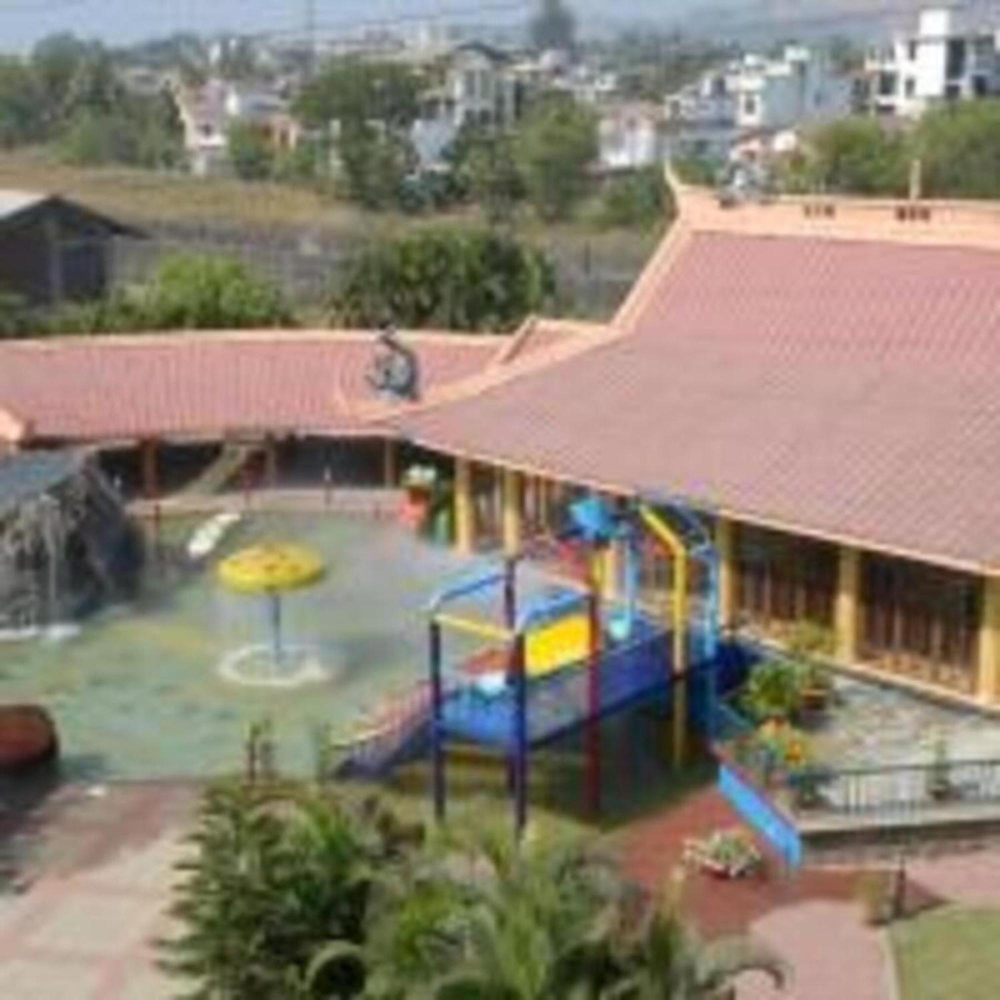 Hotel Kailash Parbat