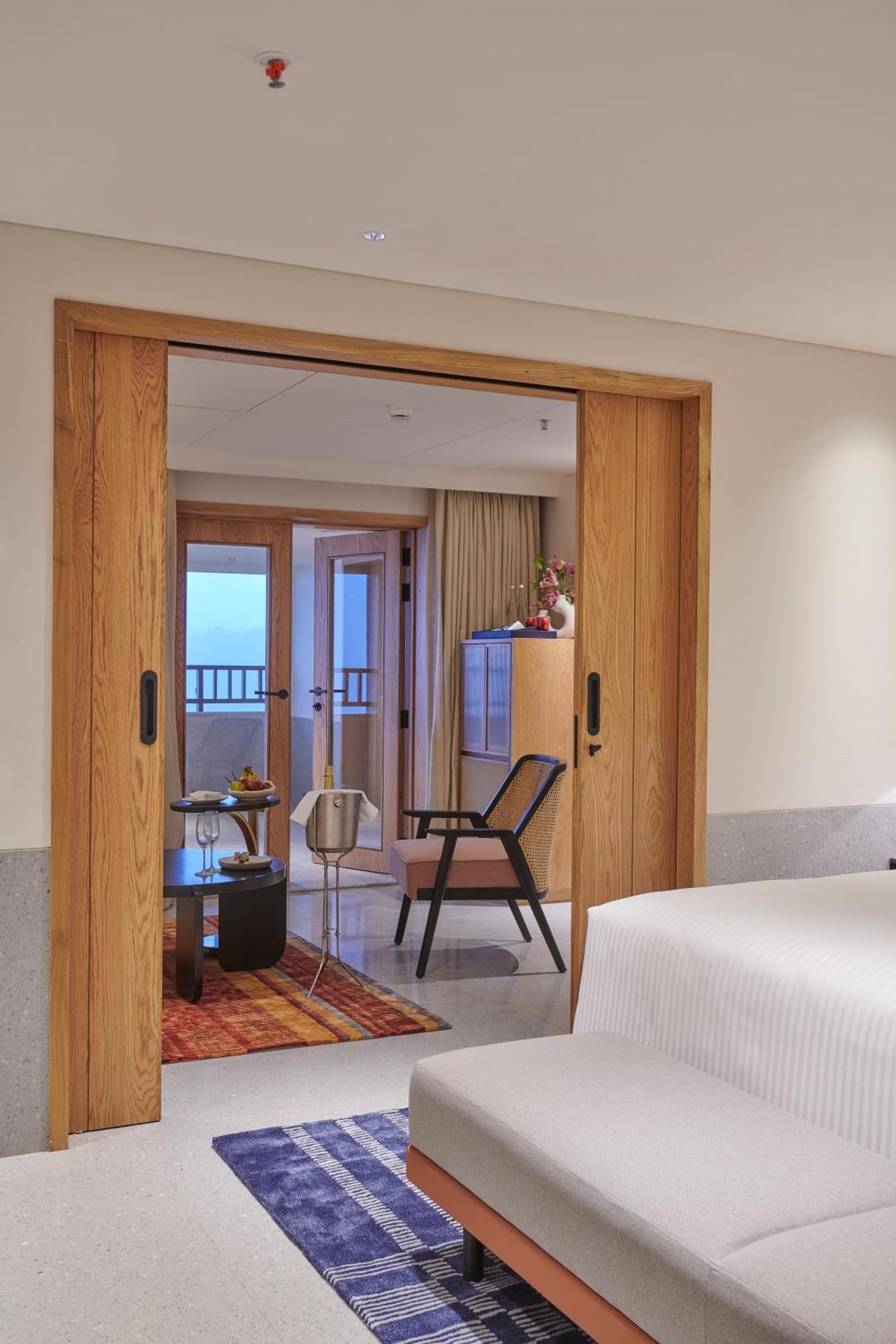 The Dukes Retreat Khandala Resort 5*